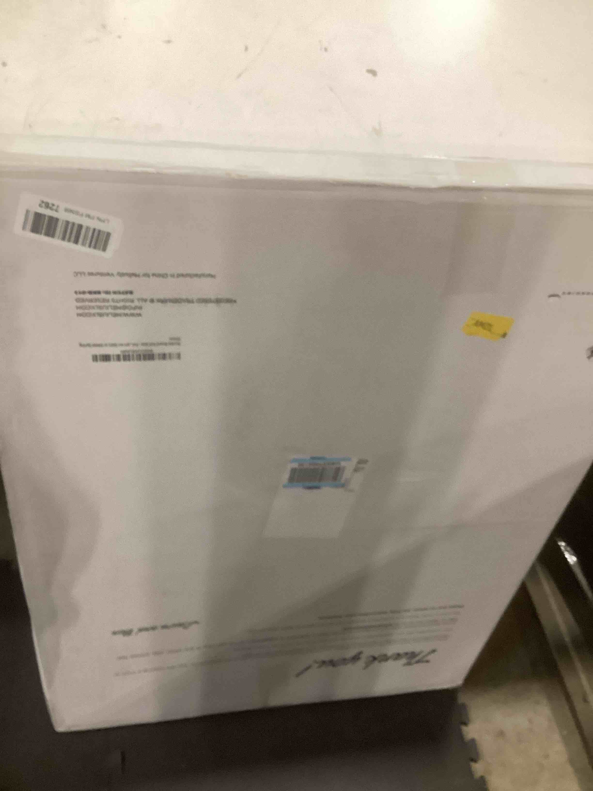 Condition photo showing Good Condition for meliusly low profile bunkie board full size (54x75) - non-slip breathable bed support board for slatted bed frame, anti-sag under bed support, noise minimizing moisture resistant bed board full (54x75'')