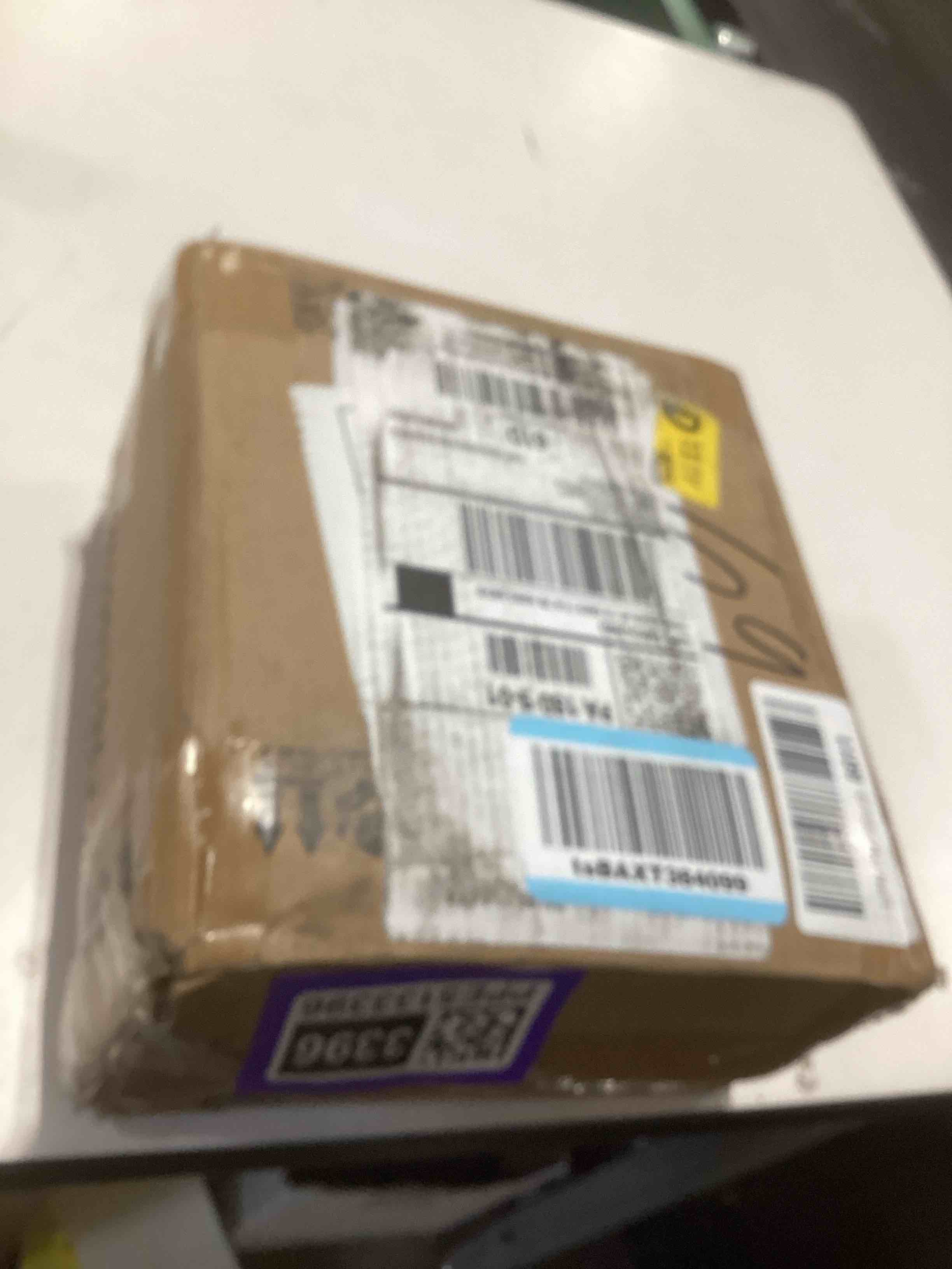 Condition photo showing Good Condition for amazon basics neoprene coated hexagon workout dumbbell hand weight