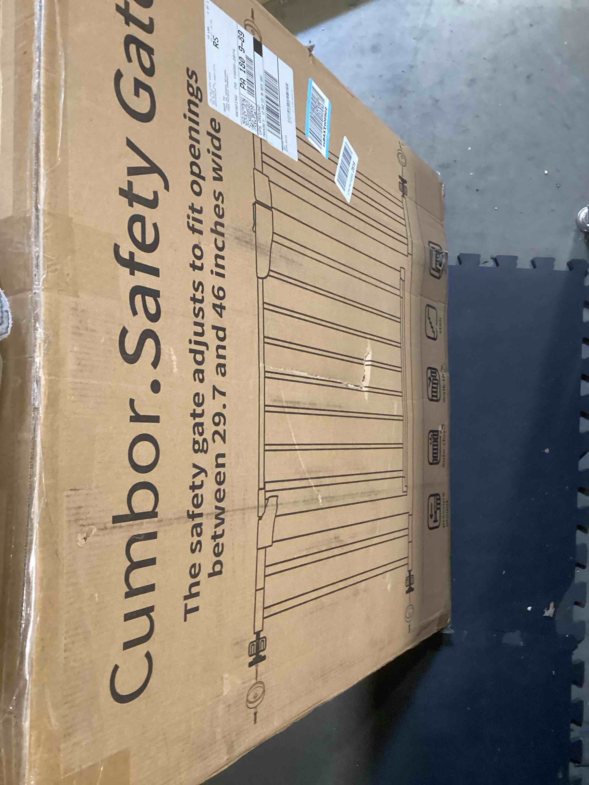 Condition photo showing Good Condition for cumbor 29.7-46" baby gate for stairs, mom's choice awards winner-auto close dog gate for the house, gifts for mom, easy install pressure mounted pet gates for doorways, black black 29.7"-46"w x 30.5"h
