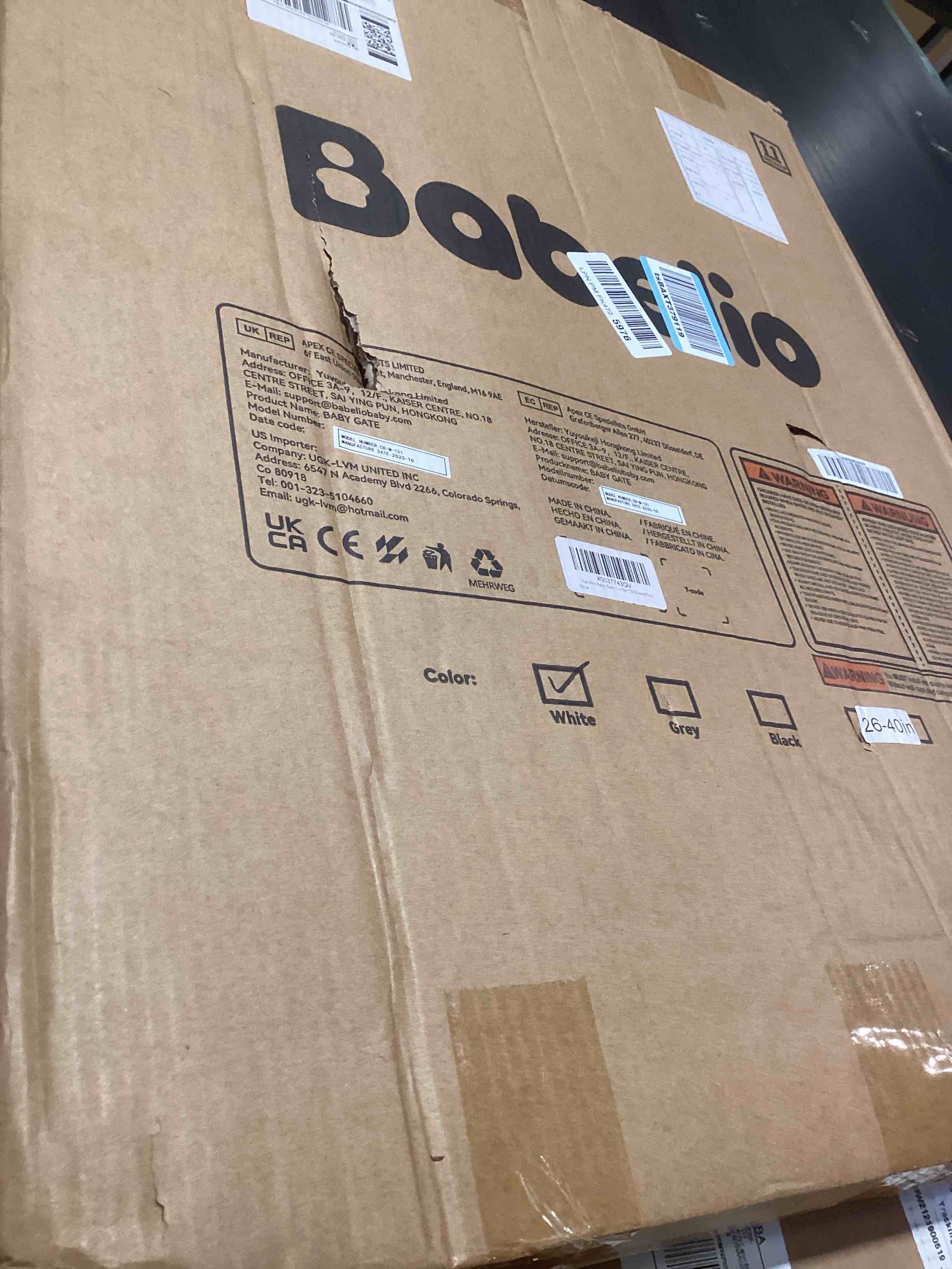 Condition photo showing Good Condition for babelio safety gate door fits for stairs, narrow and wide doorways with auto close, easy install, no drilling, pressure mounted for baby, child, pets, dog/puppy, 26''-40'', white white 30"tall 26"-40" wide