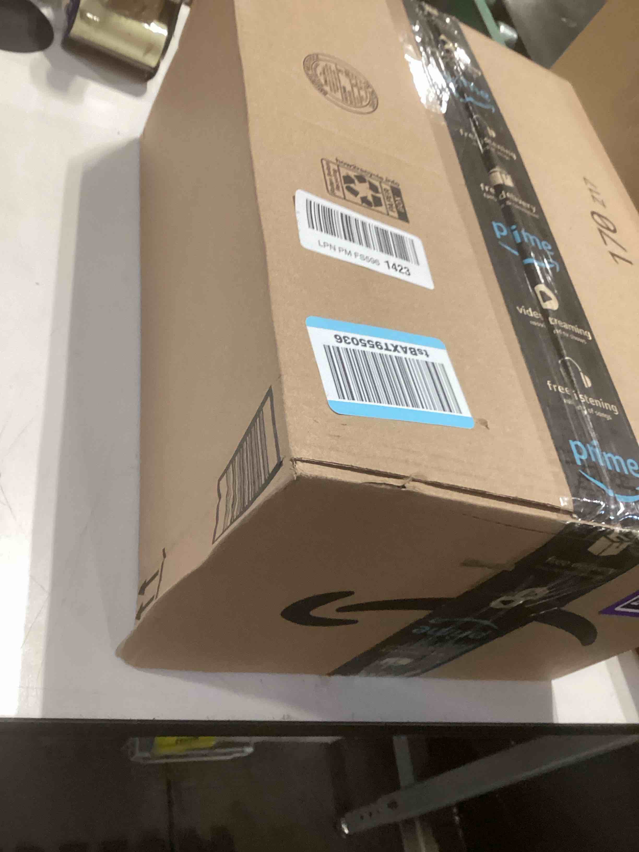 Condition photo showing Good Condition for squatty potty simple curve bathroom toilet stool 7" white