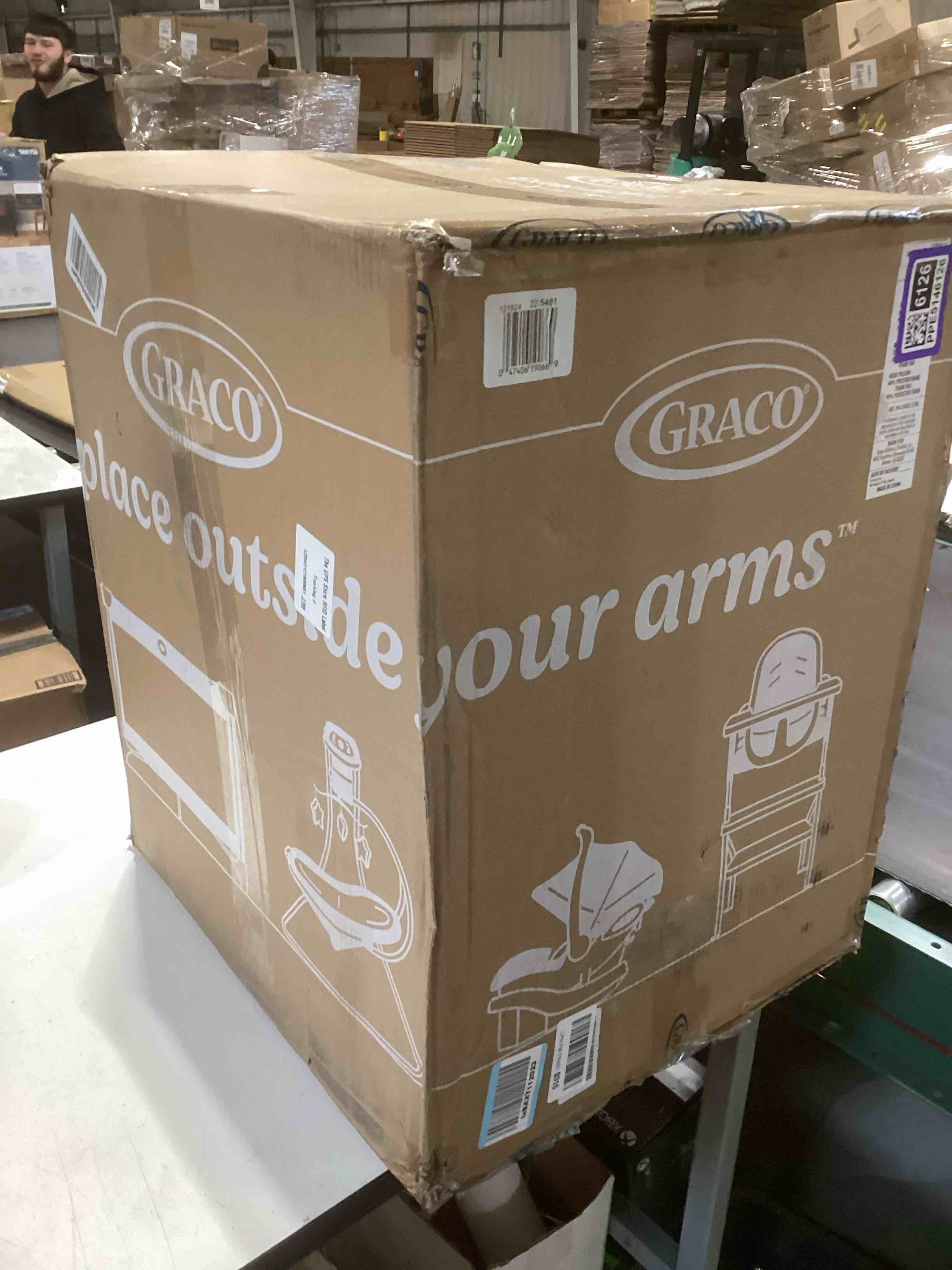 Condition photo showing Good Condition for graco extend2fit 3-in-1 convertible baby car seat, rear and forward facing, adjustable extension panel for extra legroom, ashten 3-in-1 with booster mode ashten 2.0