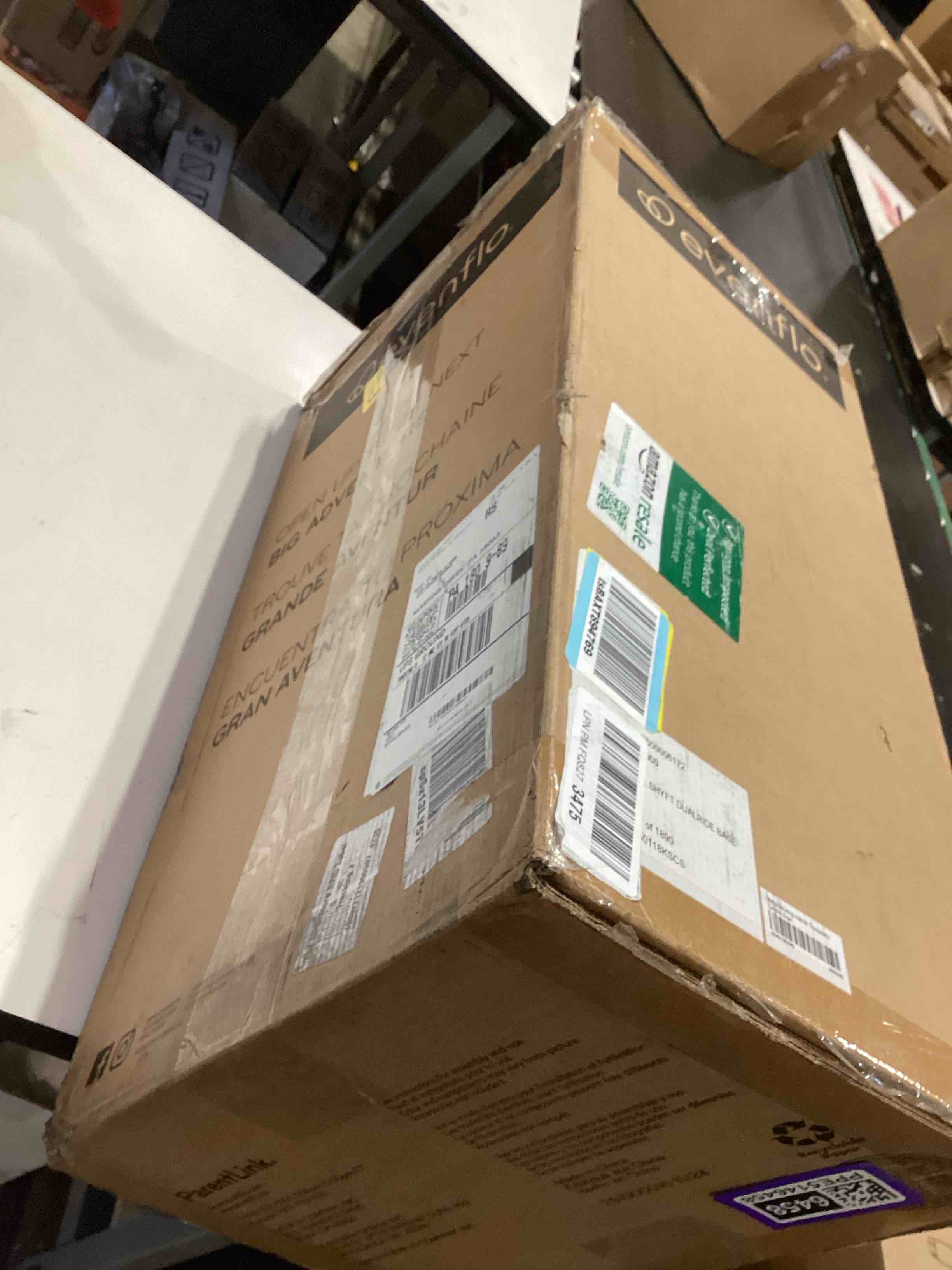 Condition photo showing Good Condition for evenflo shyft dualride base