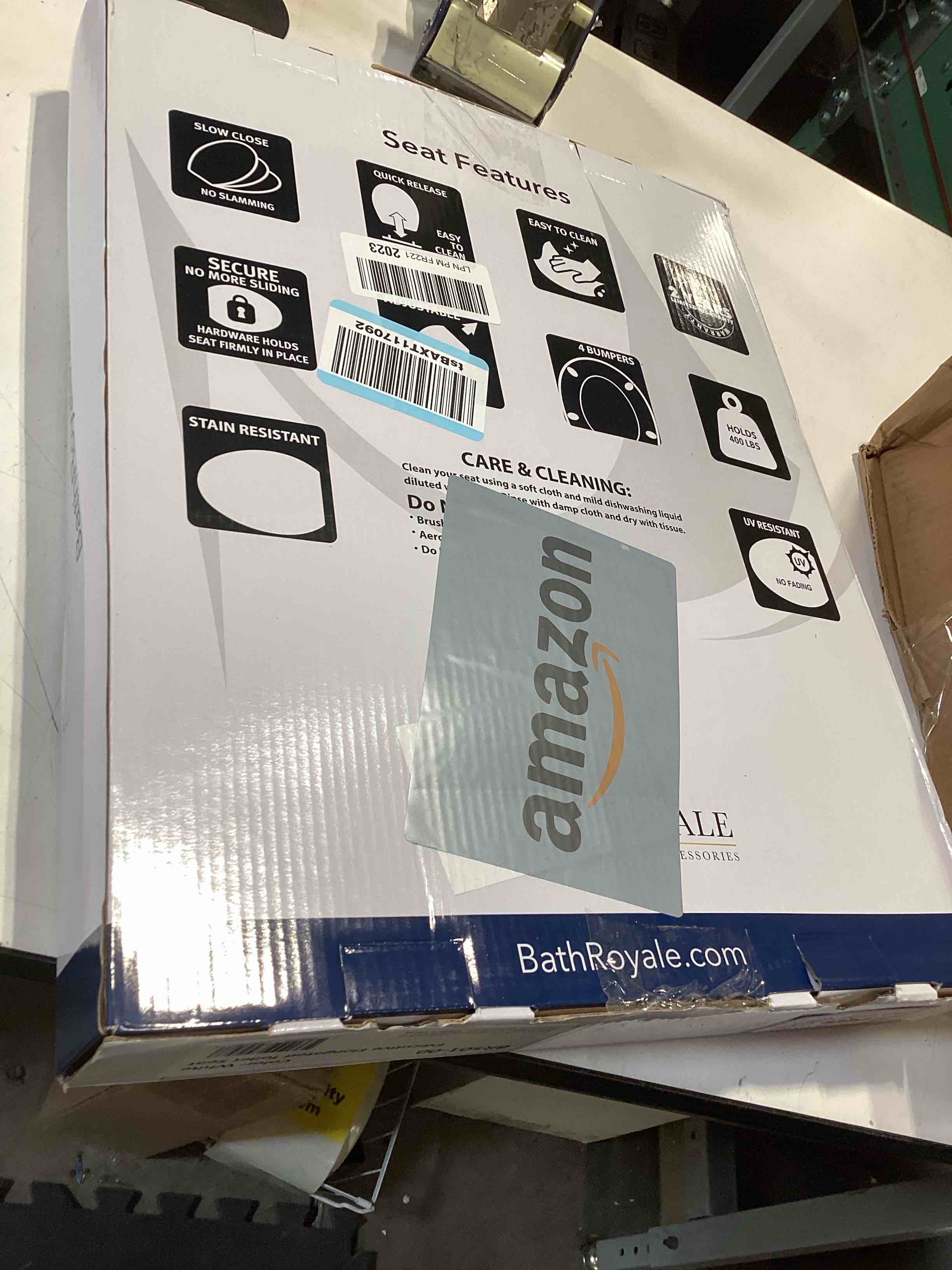 Condition photo showing Good Condition for bath royale slow close toilet seat br501-00 white elongated, stain-resistant and easy to keep clean, heavy duty fits all toilet brands, executive series elongated white