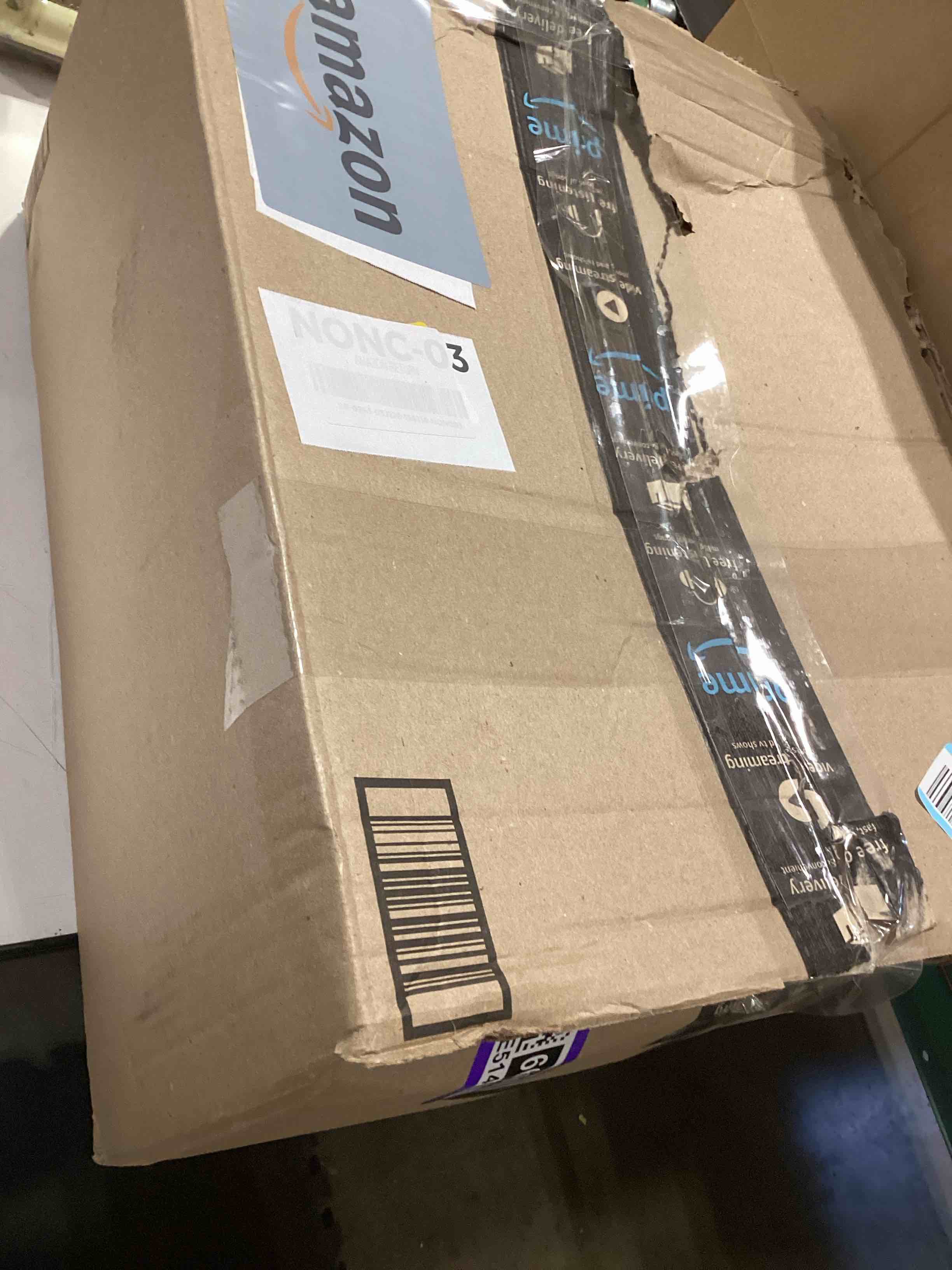 Condition photo showing As Is for radio flyer classic pink 10" tricycle split single deck pink