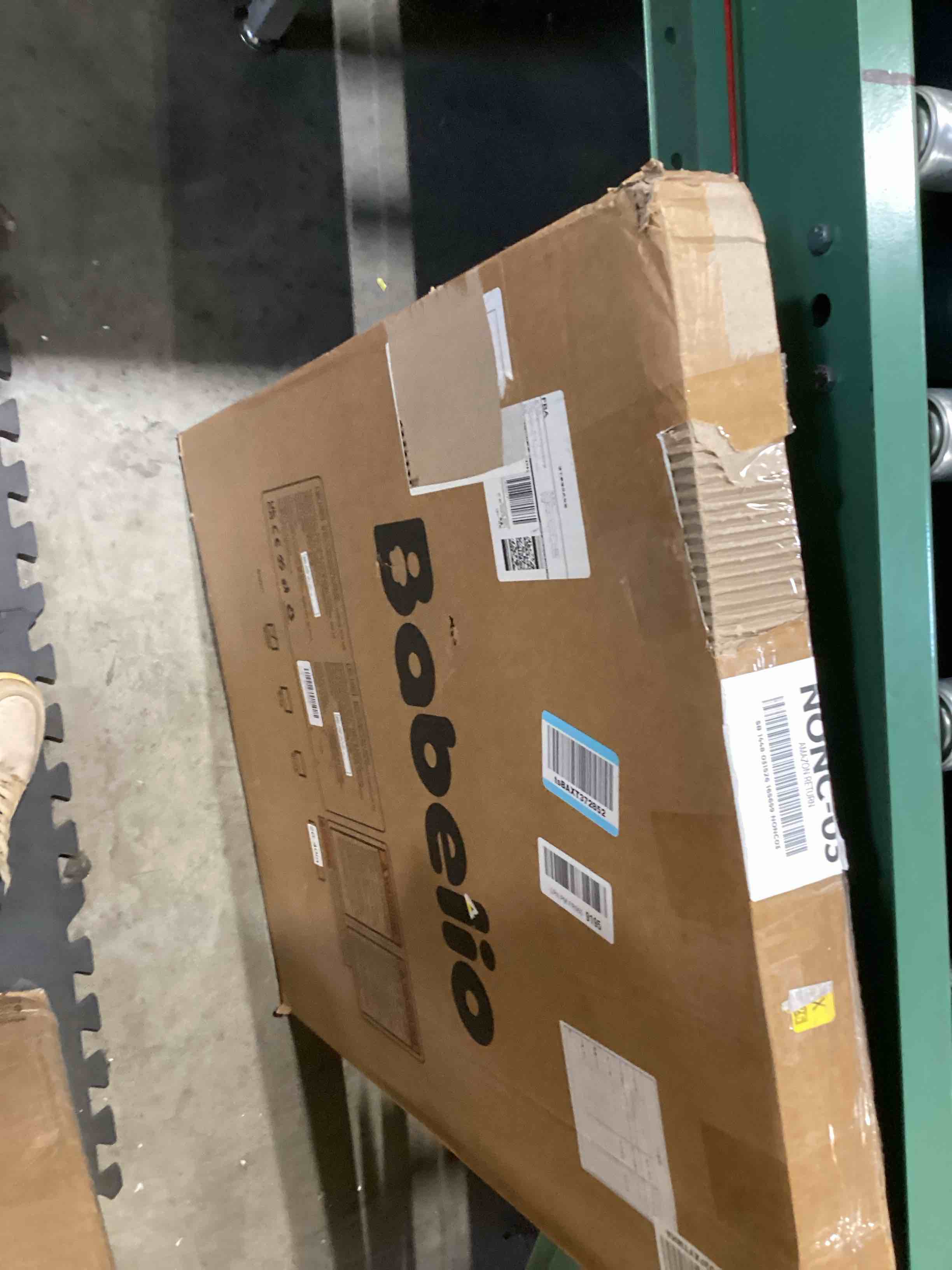Condition photo showing Good Condition for babelio safety gate door fits for stairs, narrow and wide doorways with auto close, easy install, no drilling, pressure mounted for baby, child, pets, dog/puppy, 26''-40'', white white 30"tall 26"-40" wide