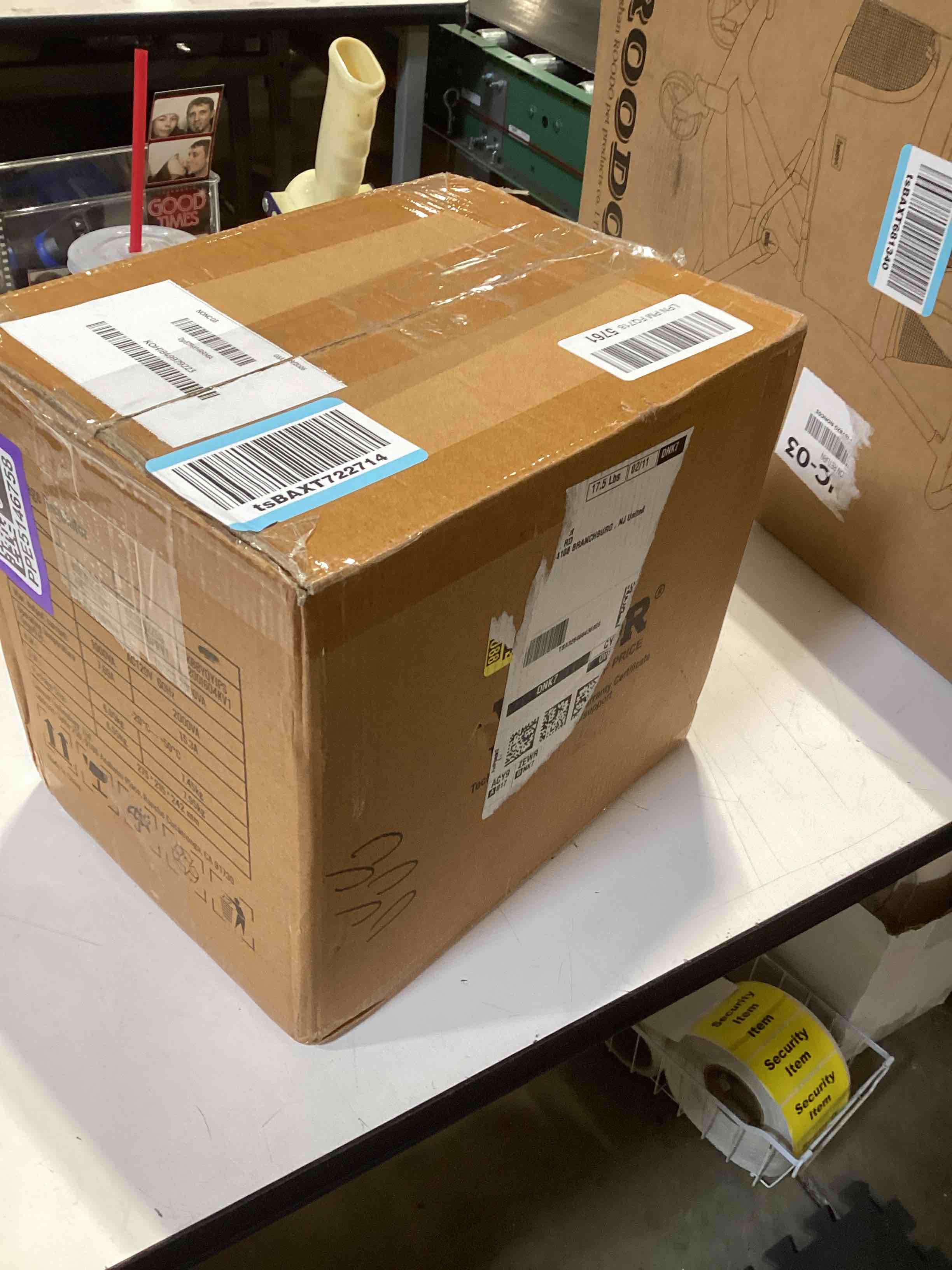 Condition photo showing As Is for vevor auto variable voltage transformer 2000va, 15.3 amp, 110v input 0-130v output ac voltage regulator, with lcd display 4 extra fuses thermal control switch lcd display 2000 va