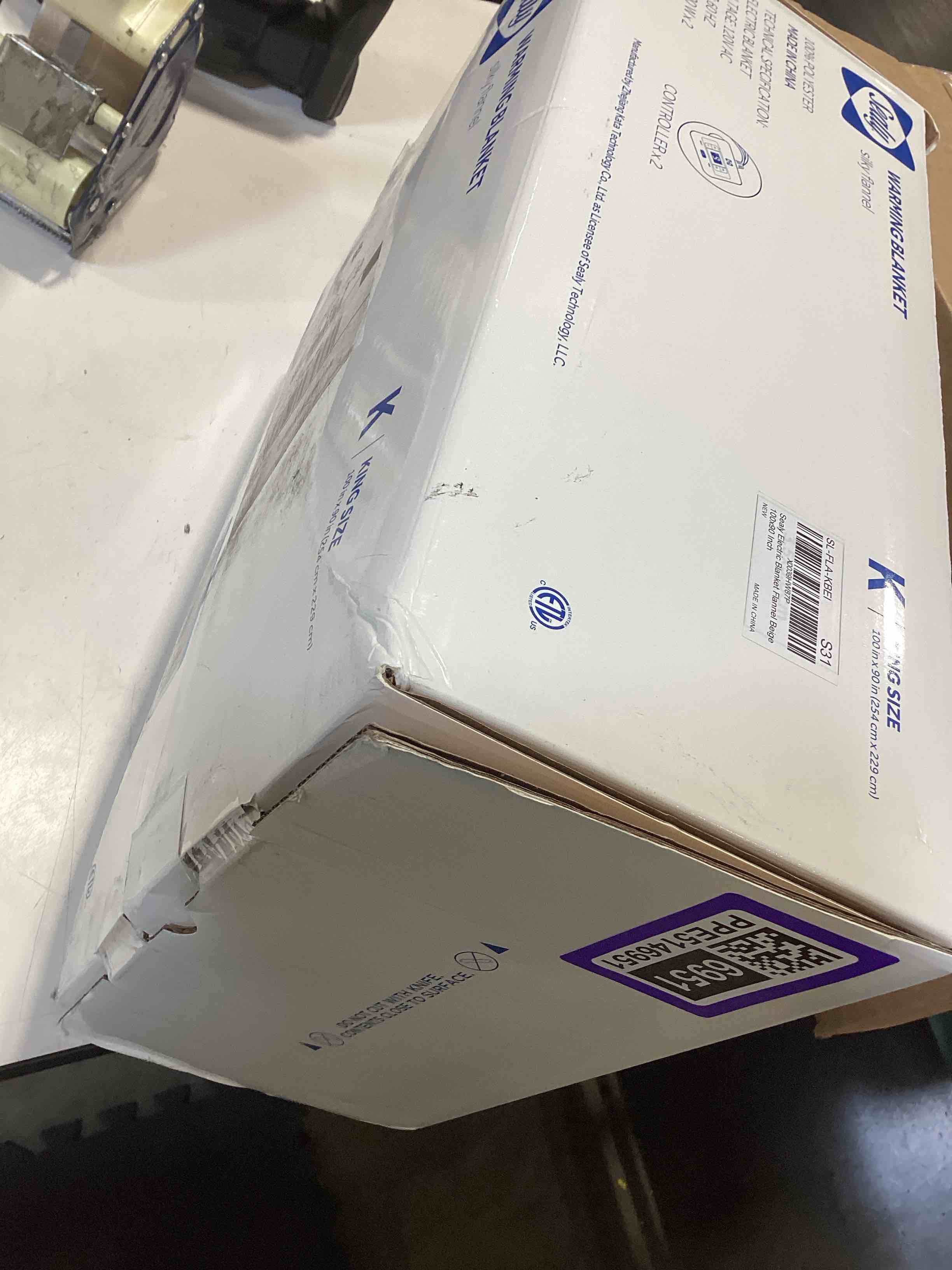 Condition photo showing Good Condition for sealy electric blanket king size, flannel heated blanket with10 heating levels & auto shut off, machine washable, beige, 100 x 90 inch beige king size 100" x 90"