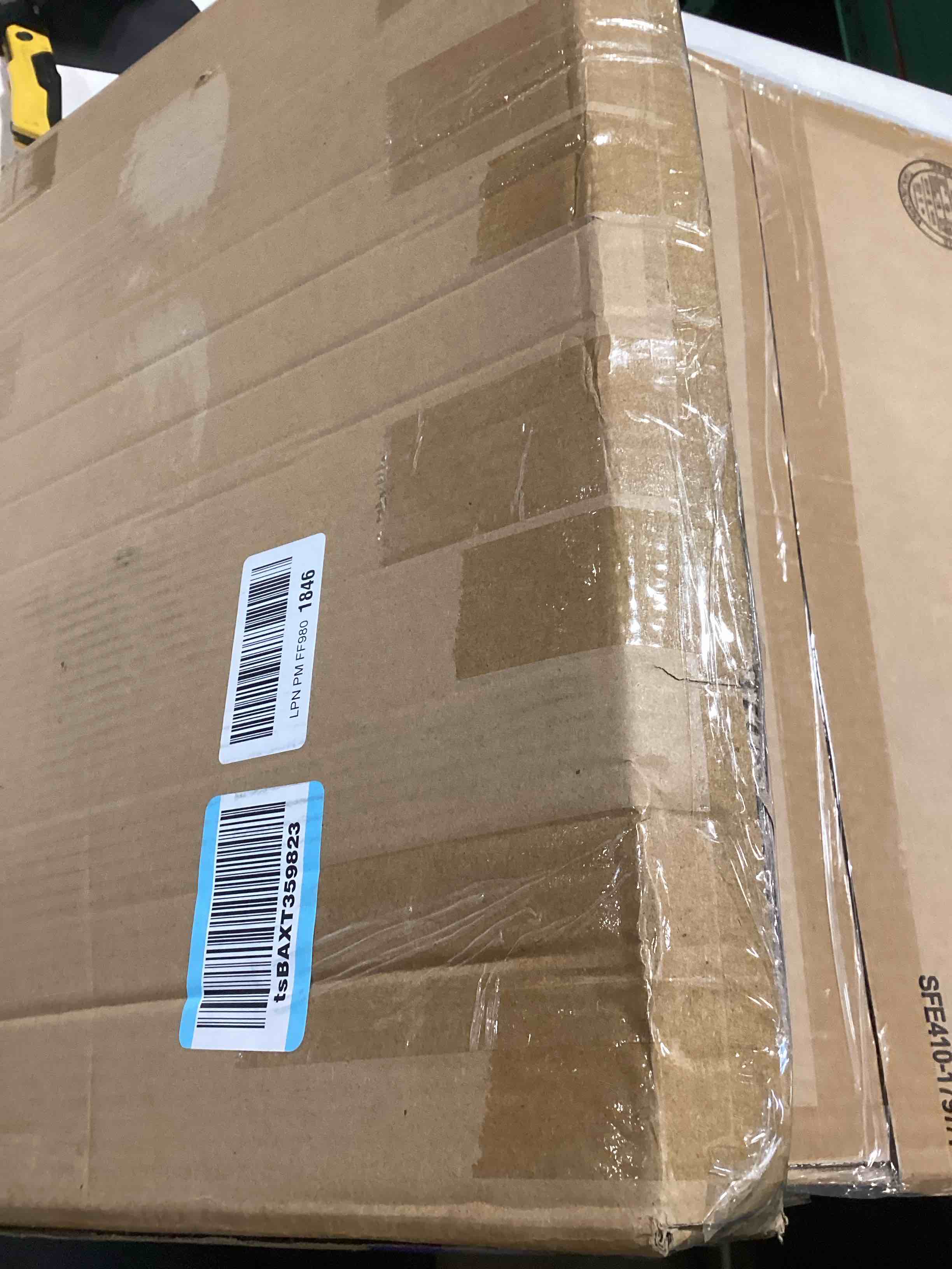 Condition photo showing Good Condition for 6" × 20" boat trailer step with nonslip surface galvanized steel heavy duty boat trailer steps for the tongue fits for 4" × 3" frame