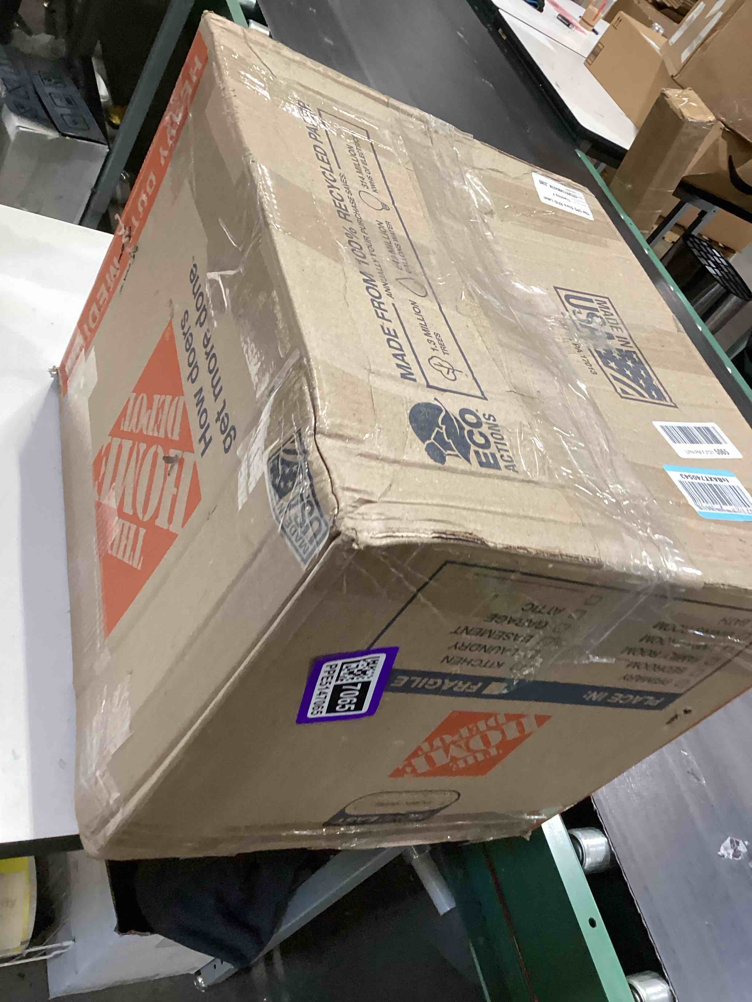 Condition photo showing As Is for amazon basics 5000-btu small window air conditioner, up to 150 sqf, window ac units with cool and fan functions, washable filter, adjustable window kit, intuitive mechanical controls, white white 5000 btu