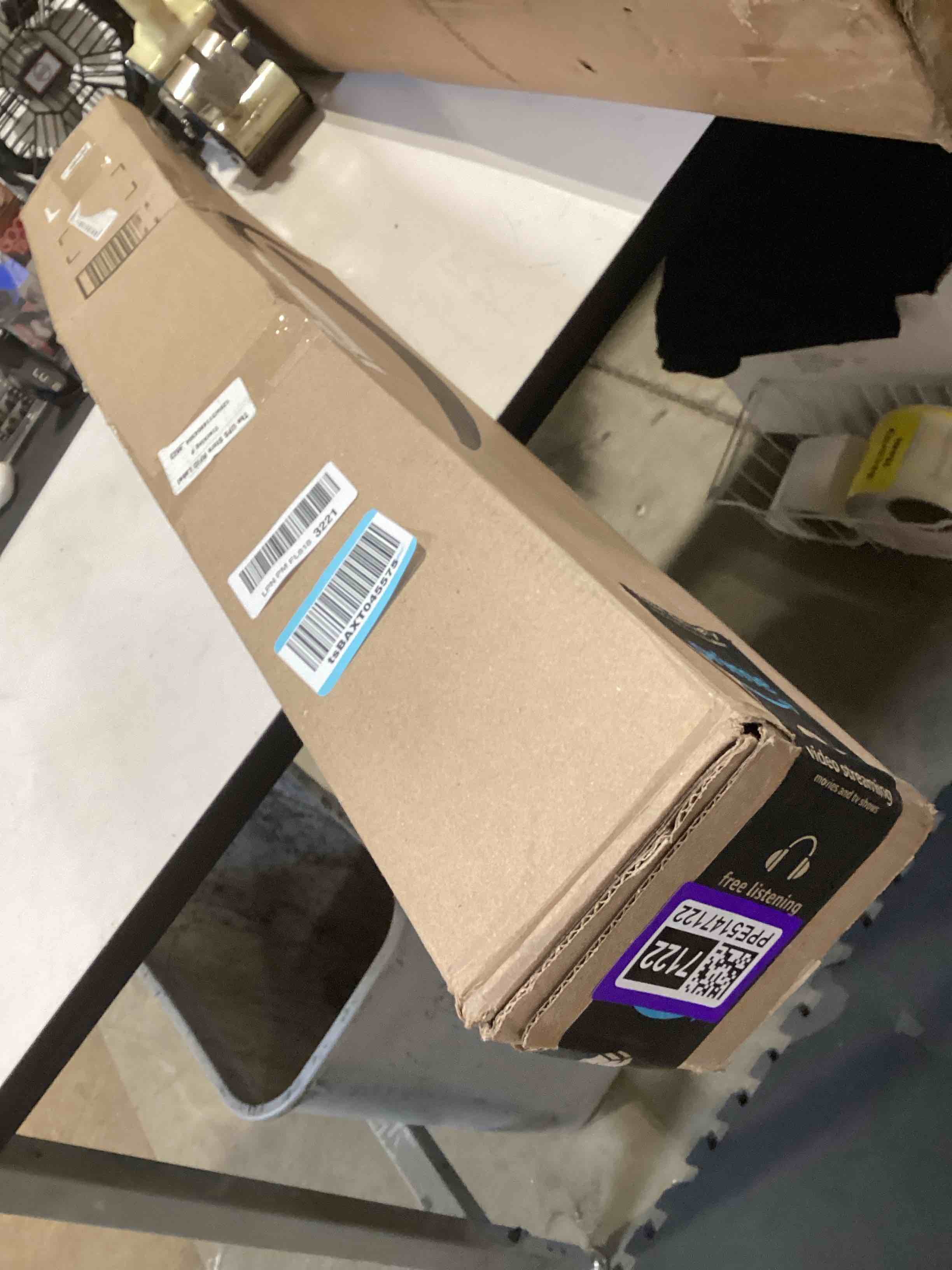 Condition photo showing Good Condition for sivler zonon 2 pack 30" long matte metal cord cover self-adhesive lamp cable raceway wire hider for wall cable home office kitchen (gold)