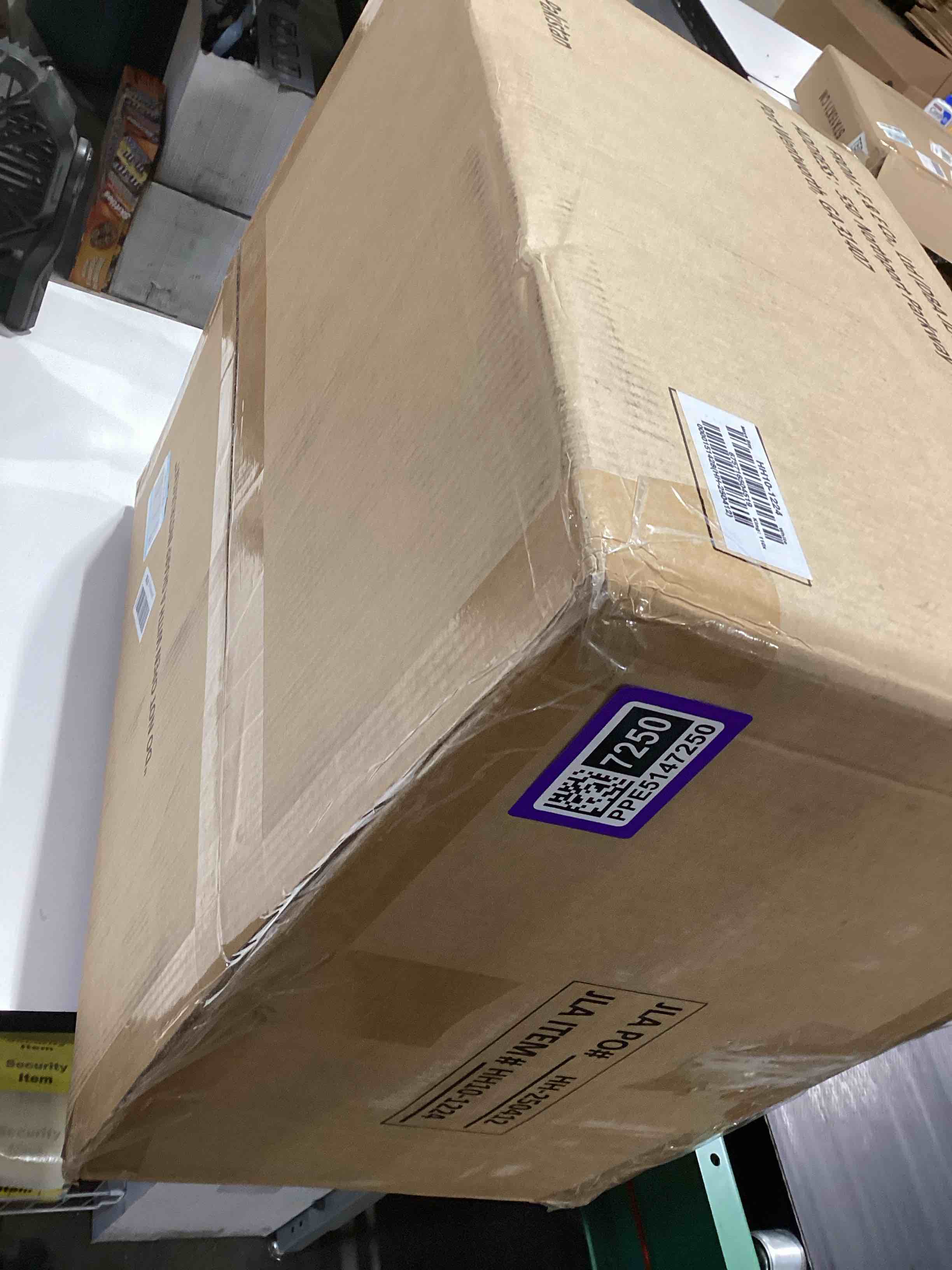 Condition photo showing Good Condition for harbor house cotton comforter set - coastal oceanic sealife design, all season down alternative bedding with matching shams, bedskirt, maya bay, seafoam blue king(108"x96") 4 piece maya bay, seafoam blue king(110"x96")