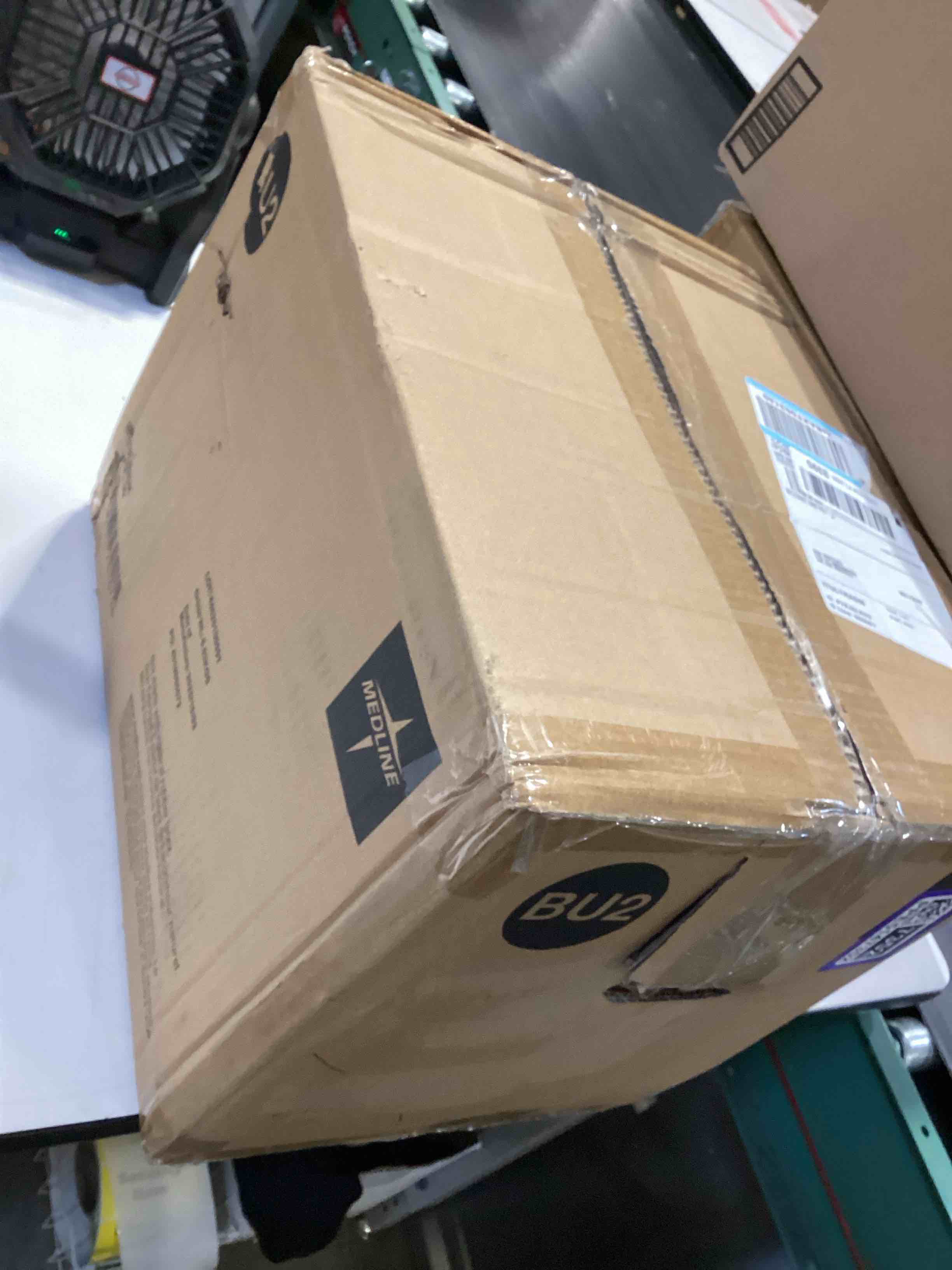 https://s3.amazonaws.com/lotting-images-prod/bidfta/PPE5147352_1777046089493.jpeg