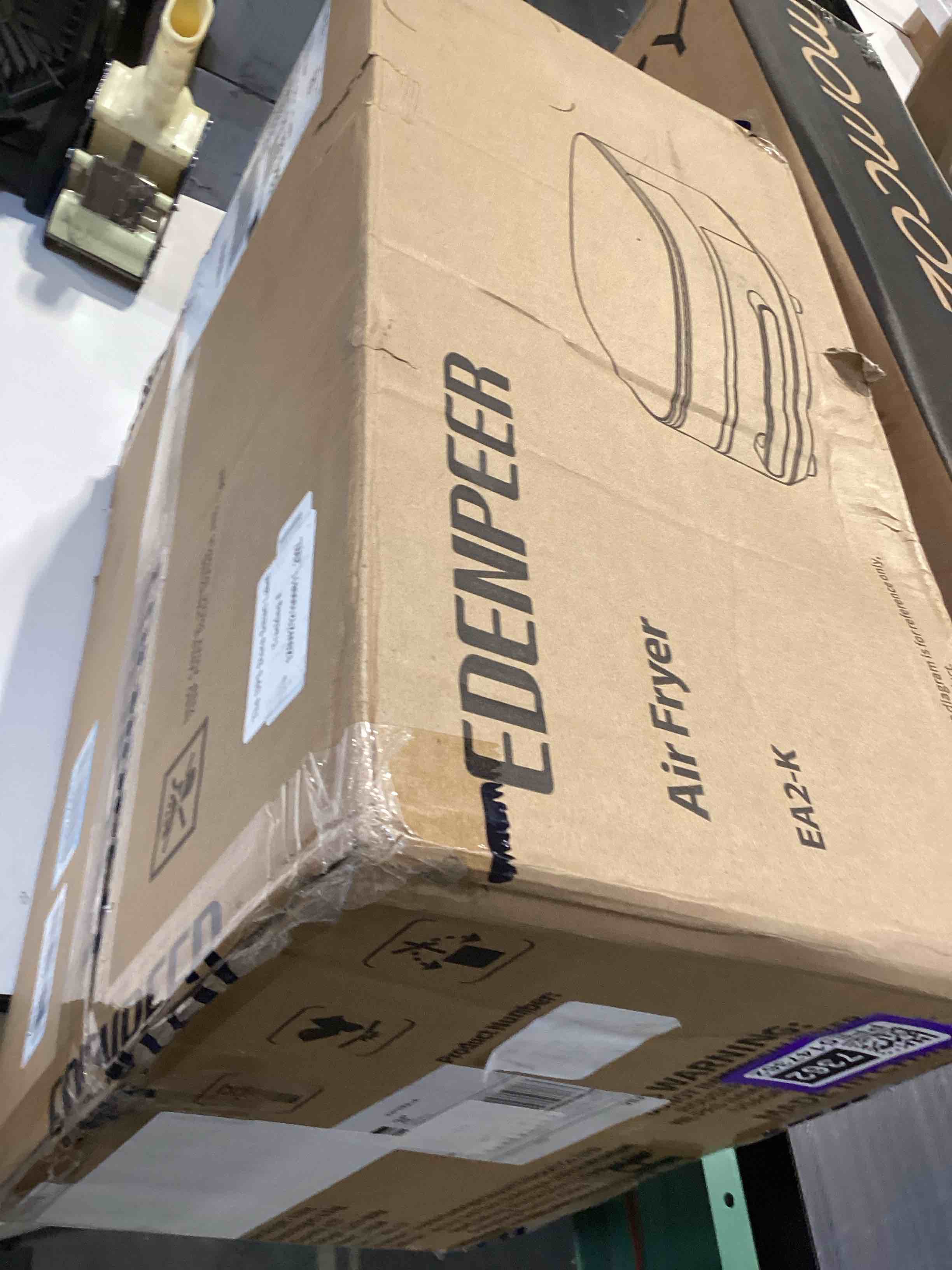 Condition photo showing Good Condition for not tested…6 qt large air fryer, fits a 12" pizza, dual heating technology,11-in-1, 450f air fryer with window and light, smart digital wide fryer with basket, extra large family size 6 qt with unique design