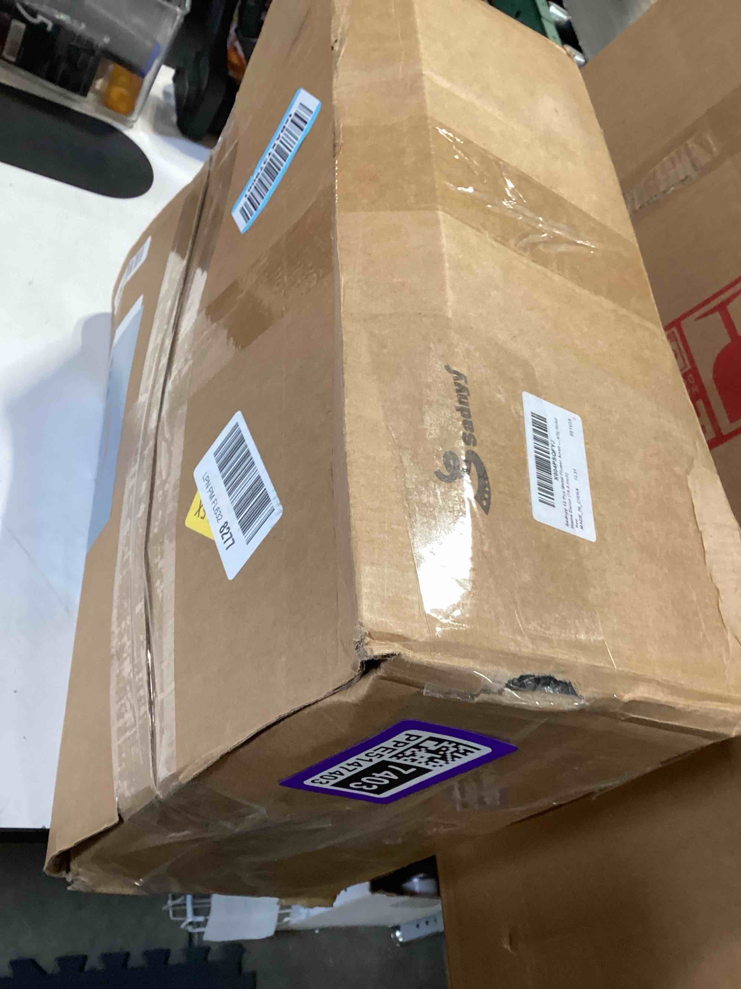 Condition photo showing Good Condition for sadnyy 12 pcs metal flower arrangements stand metal wedding centerpiece stand gold vase centerpiece tall table decor flower vase for wedding reception event party hotel home decor (16.9 inch) 12 16.9 inch