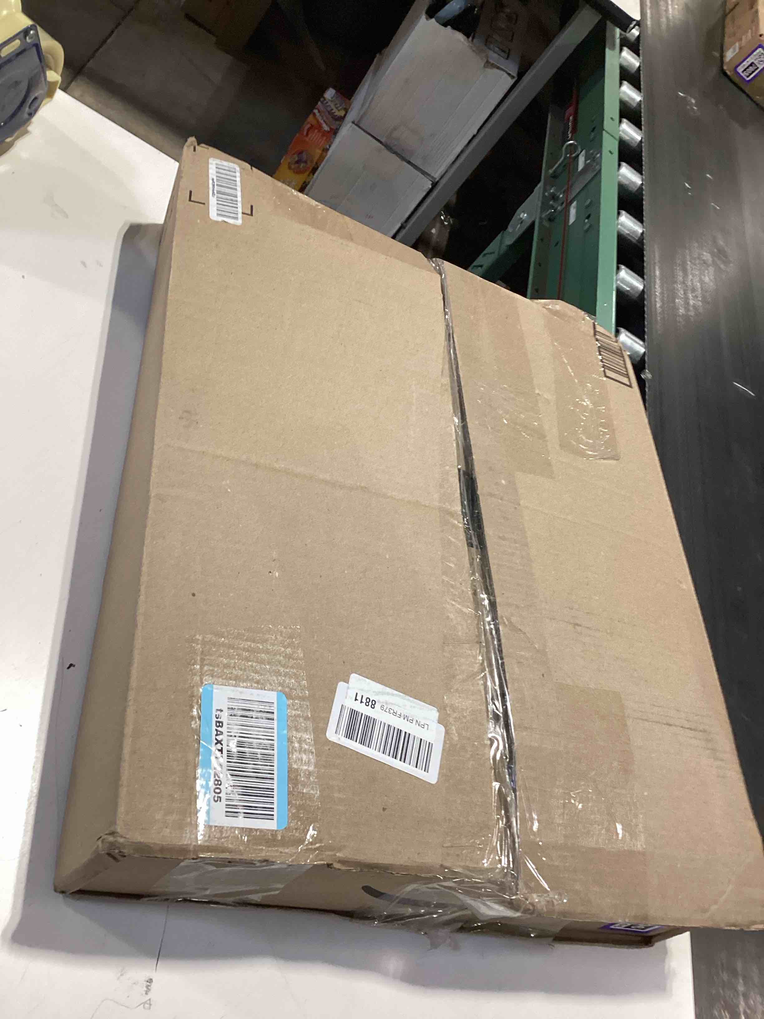 Condition photo showing Good Condition for 138-7502 deflector shield compatible with exmark quest e s series & toro 74690 74691 74694 74695 75743 mower, fits models qze725gkc42200 qze725gkc50200 qzs735gkc54200 qzs708gem54200