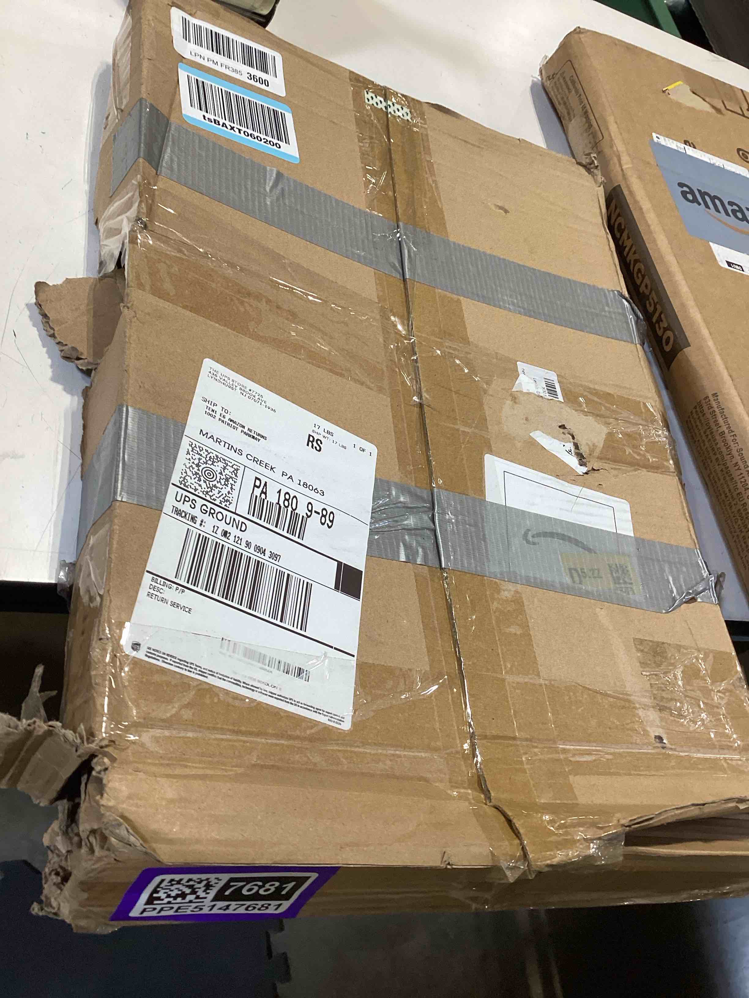Condition photo showing Good Condition for leship 19.5 inch cooking grates replace for weber 7524, 7528, weber genesis 300 series genesis e310 e320 e330 s310 s320 s330 ep310 ep320 ep330 grills, cast iron grill grates (19.5" x 12.9" each) 19.5" x 12.9" for genesis 300 serise