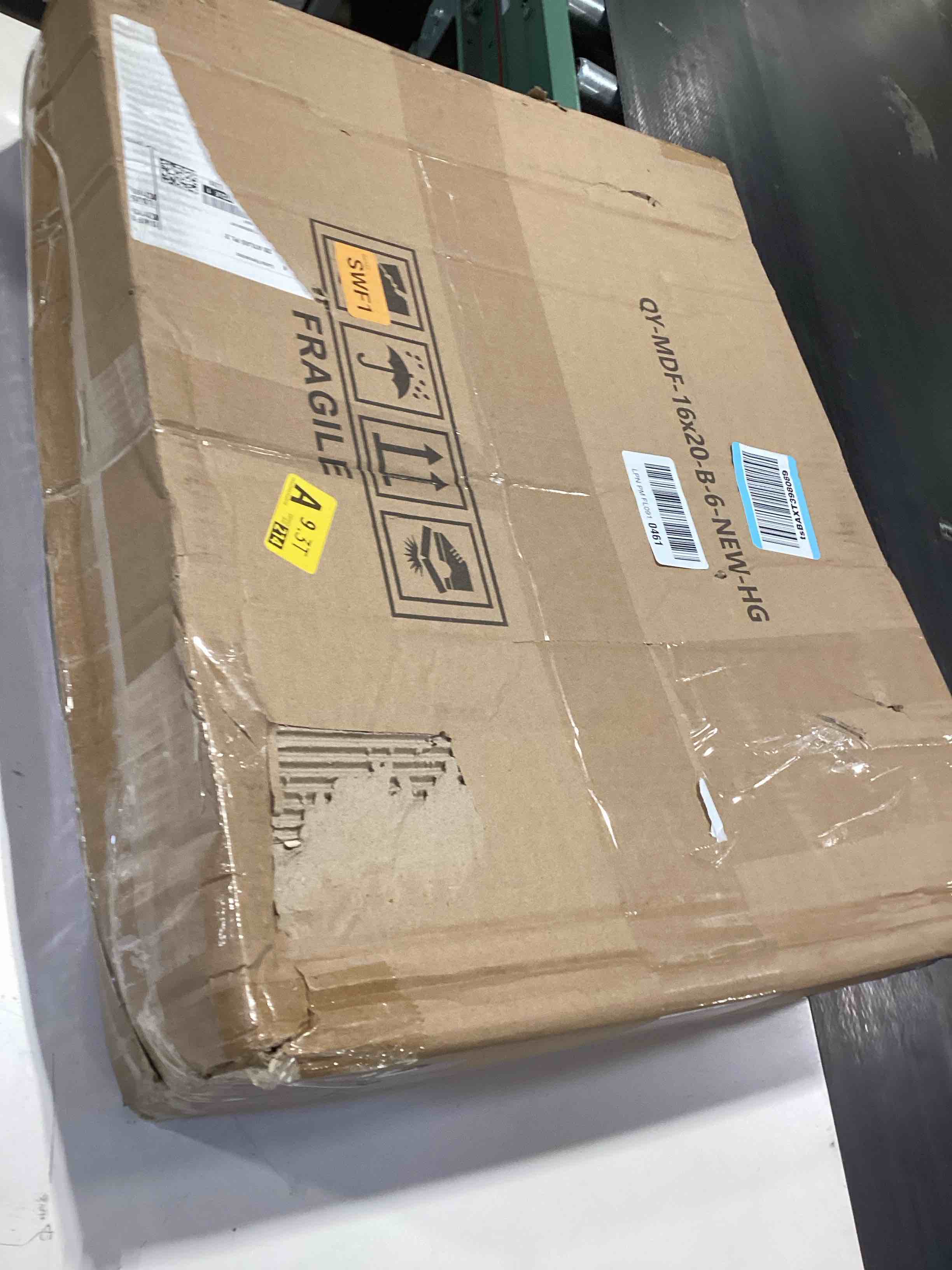 Condition photo showing Good Condition for bescrcl 16x20 picture frames black set of 6, poster frames display photo 11x14 or 16x20 without mat, wall hanging frame with plexiglass black 16x20