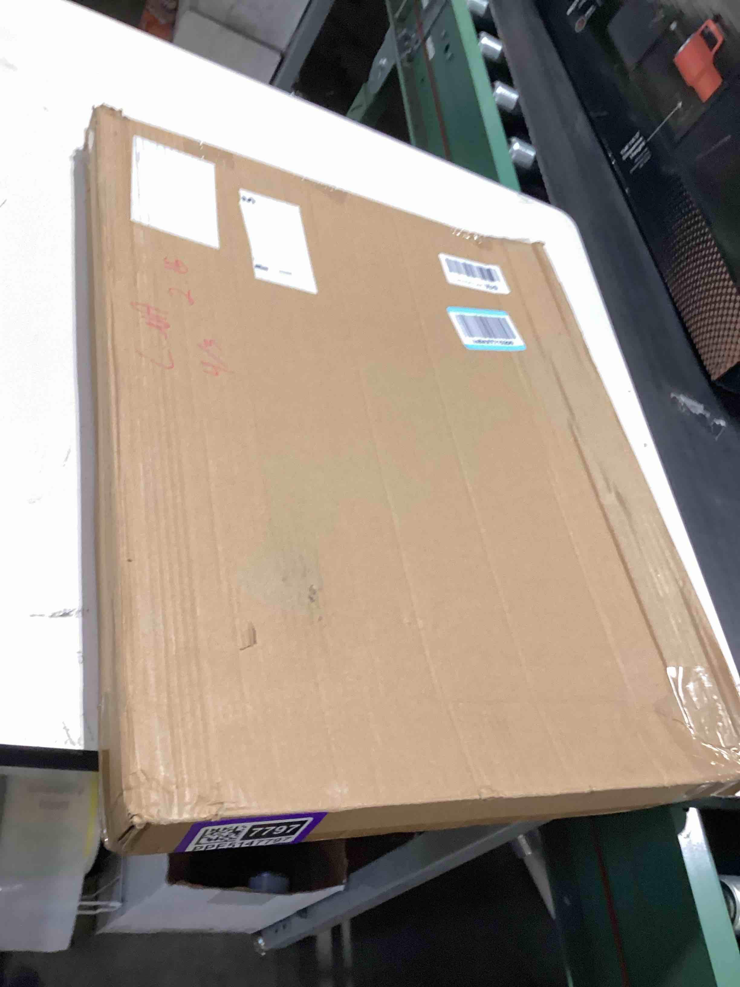 Condition photo showing Good Condition for 16x20 picture frame with mat for 11x14 set of 3, natural wood grain 16x20 frames for wall mounting (3 pack, natural) 16x20 - 3 pack natural