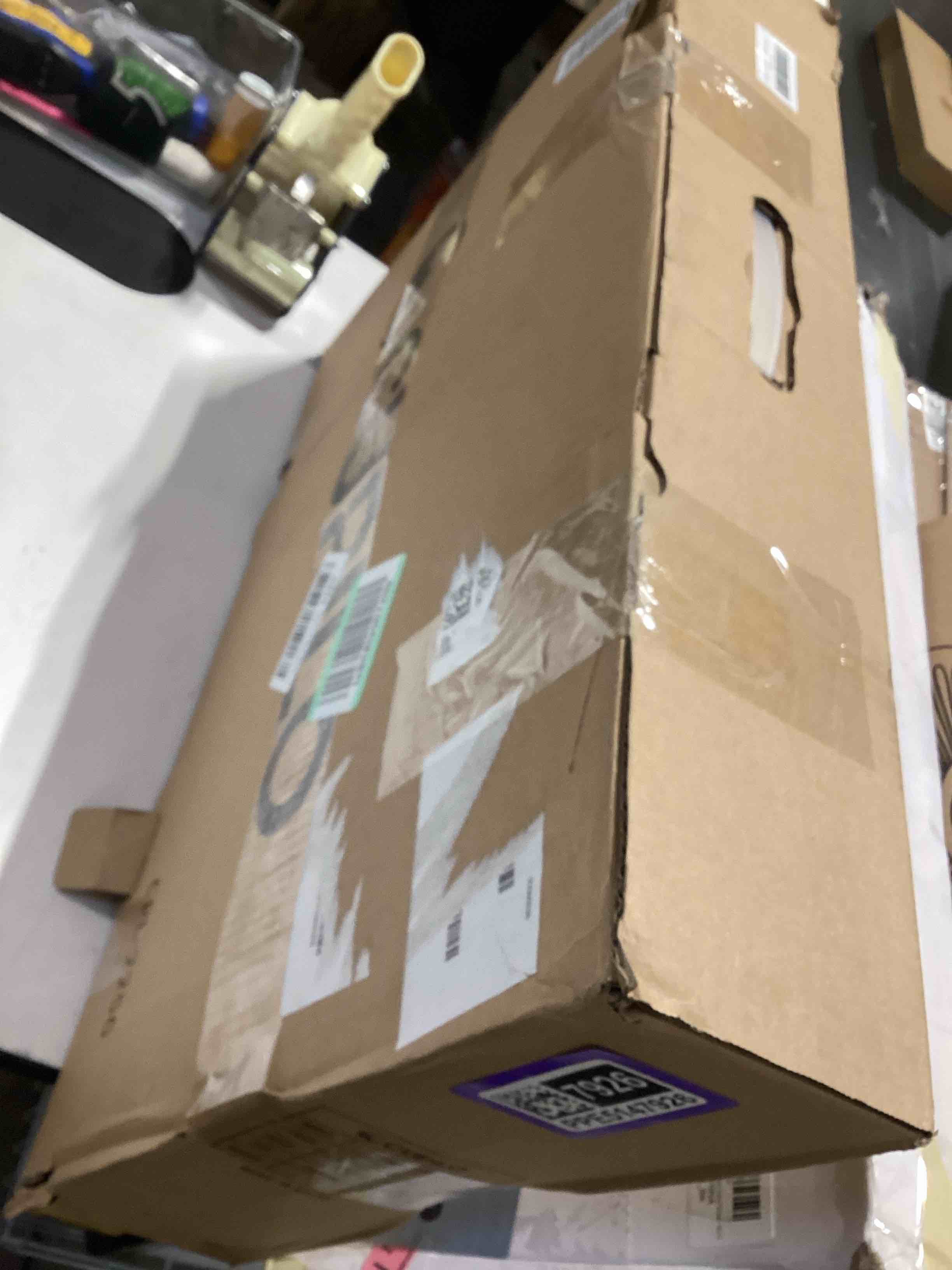 https://s3.amazonaws.com/lotting-images-prod/bidfta/PPE5147926_1777483583527.jpeg