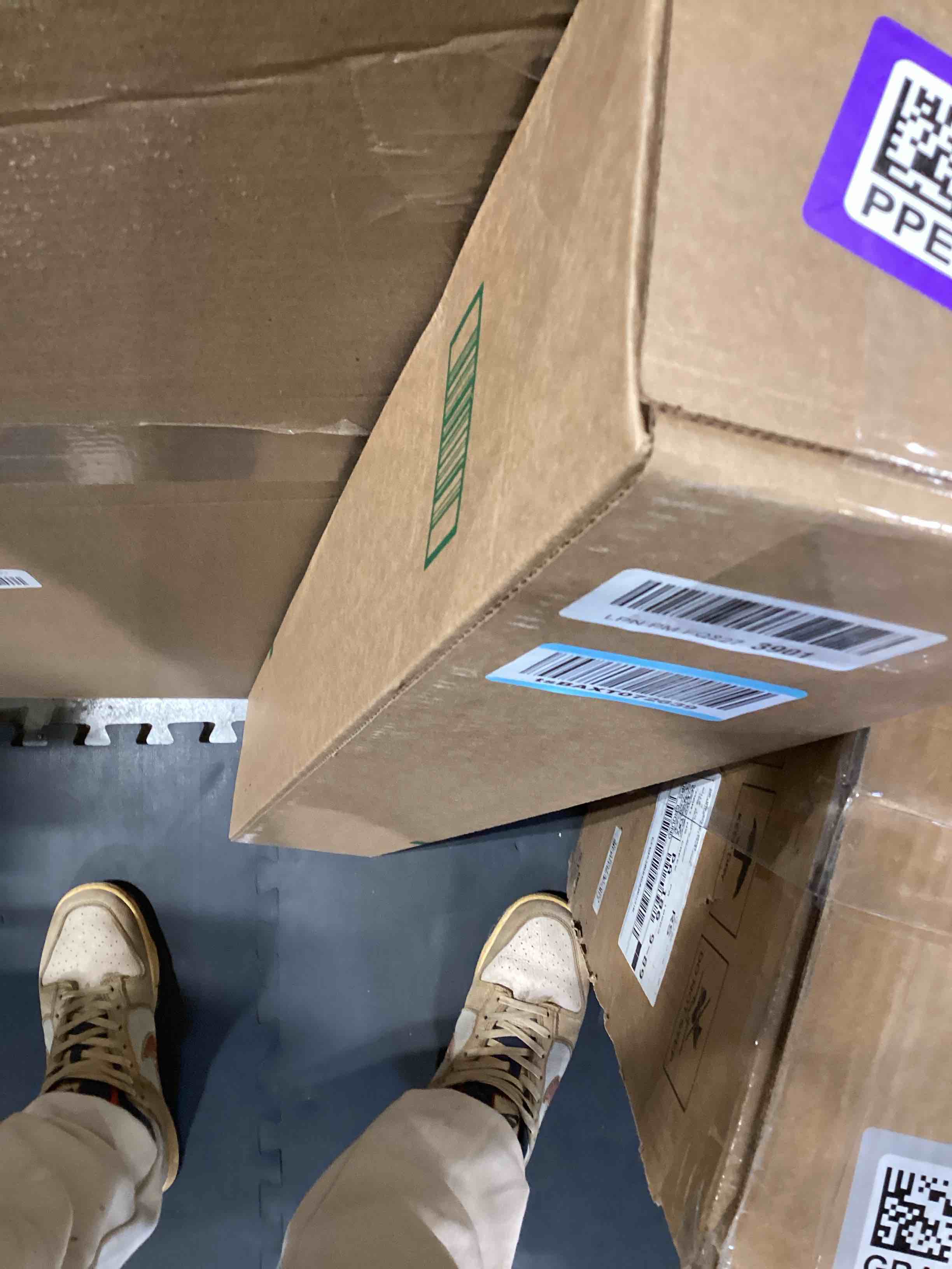 https://s3.amazonaws.com/lotting-images-prod/bidfta/PPE5148073_1777555649237.jpeg
