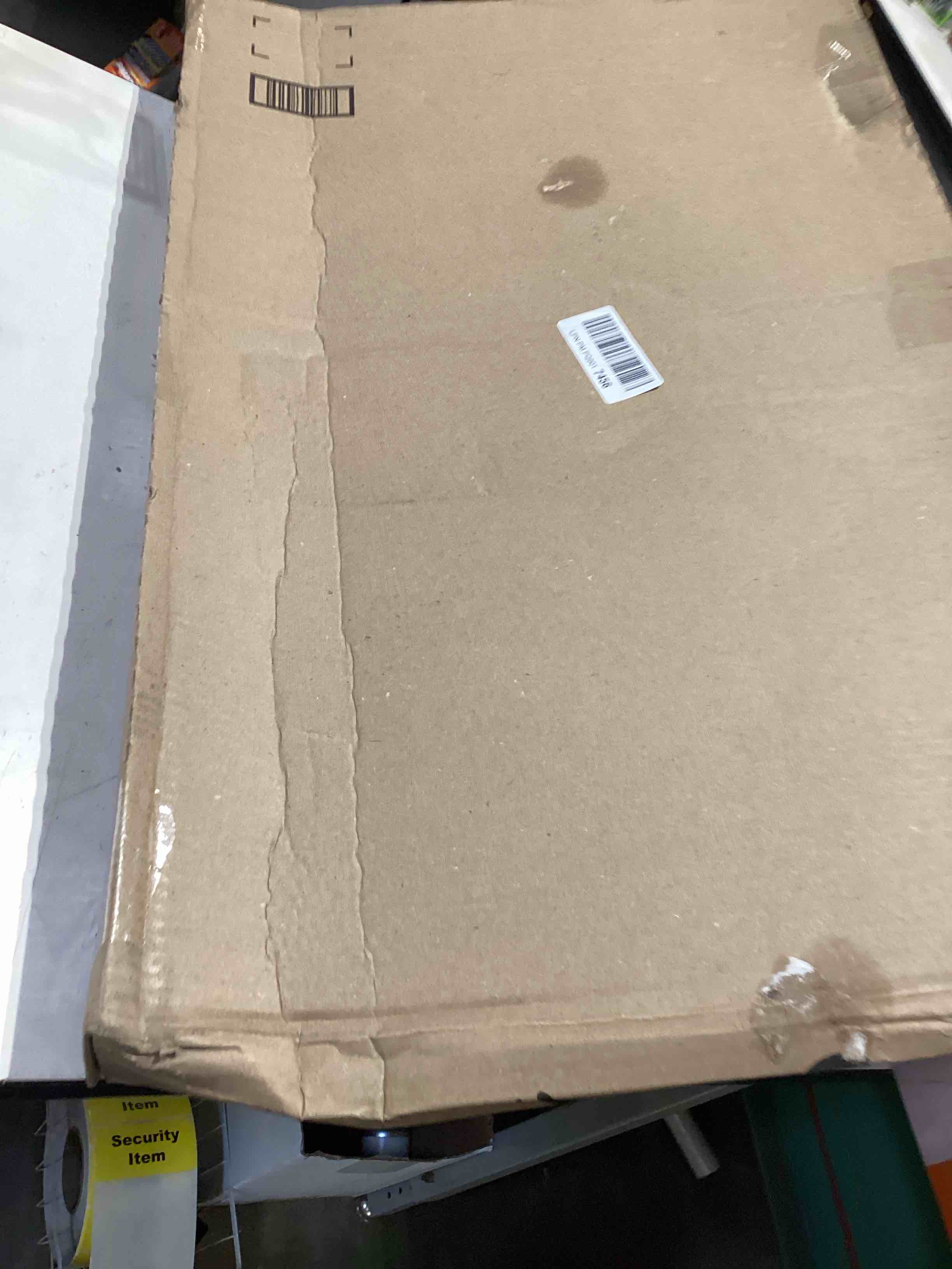 Condition photo showing Good Condition for forehogar decorative garden folding border fence 18in x20ft rustproof metal wire edging flower bed fences panel outdoor white garden fencing edge patio landscape white-18?x20? white