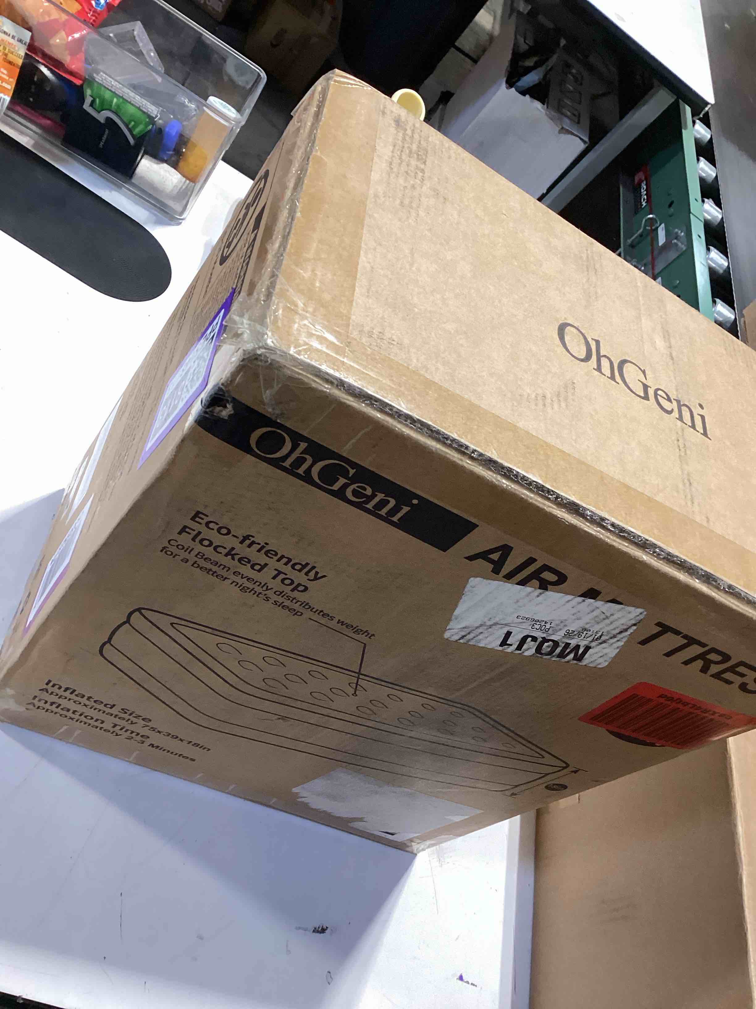 Condition photo showing Good Condition for ohgeni twin air mattress with built in pump, blow up mattresses, 18" raised blow up colchones inflables airbed for guests & home, ideal for home use and outdoor camping twin 18''(standard height)