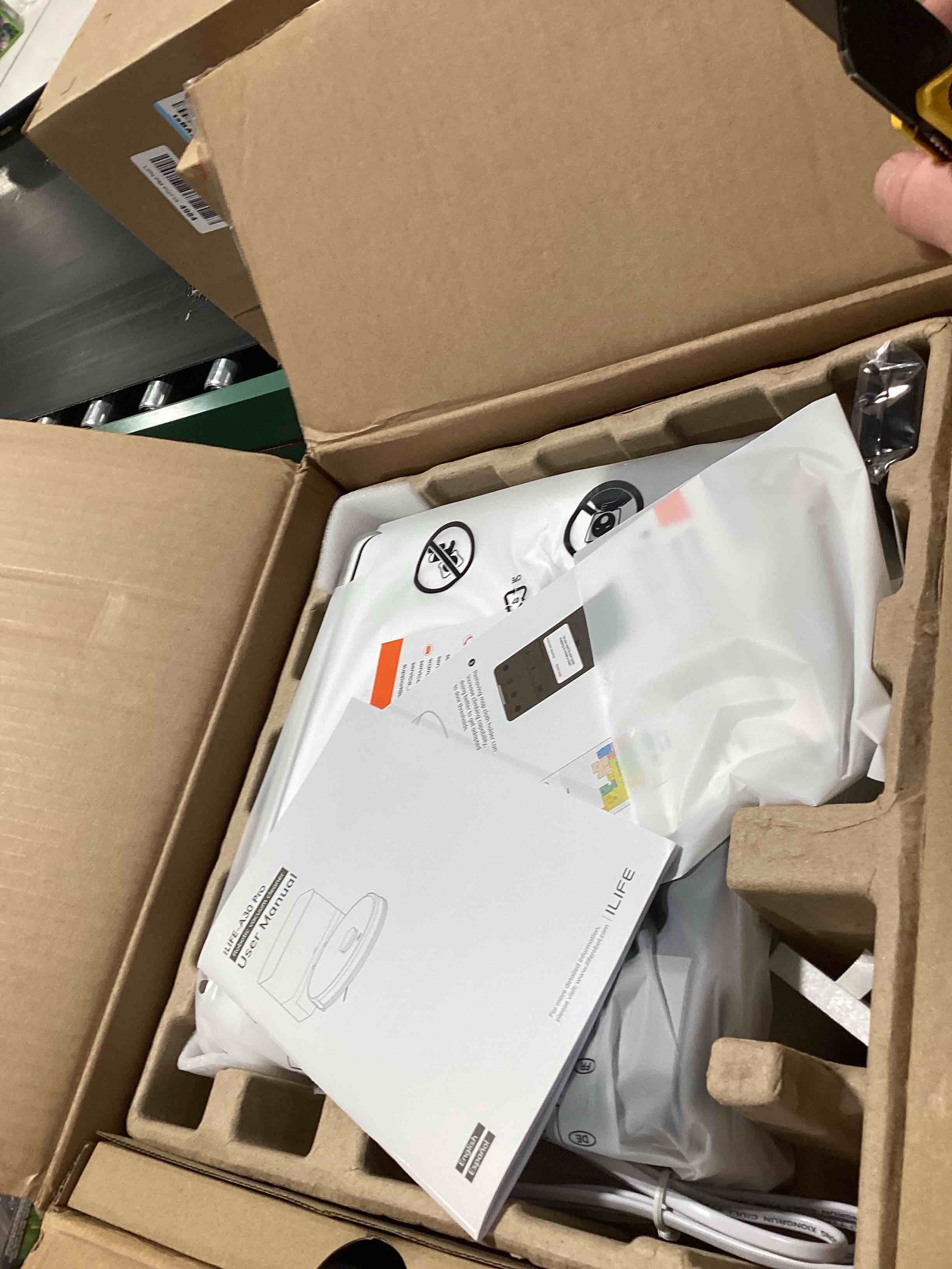 https://s3.amazonaws.com/lotting-images-prod/bidfta/PPE5148136_1777561180747.jpeg