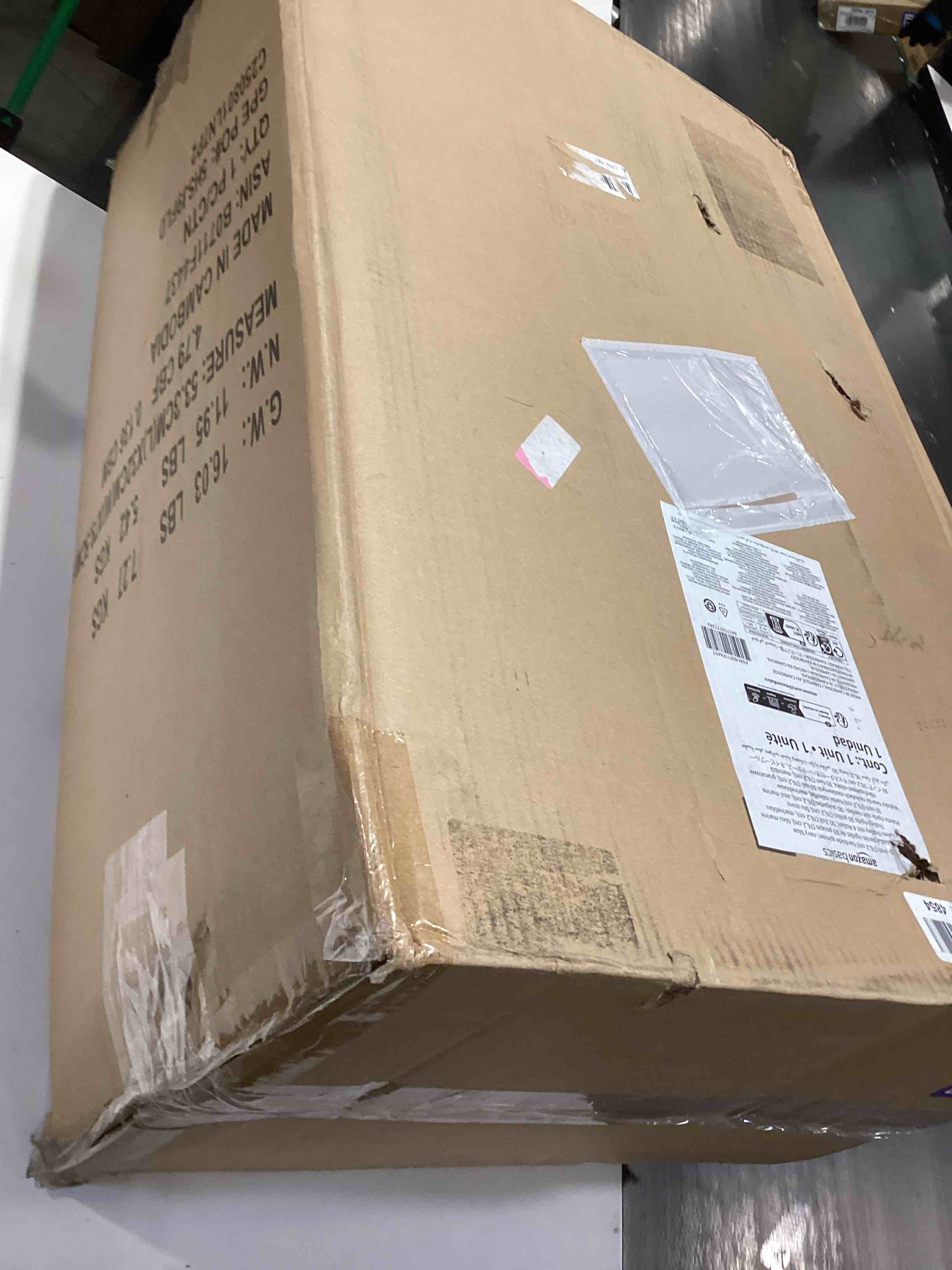 Condition photo showing Good Condition for amazon basics 30" hardside large checked luggage, hardshell suitcase with wheels, expandable for up to 15% more space, with scratch-resistant surface, four multi-directional wheels, navy blue navy blue large checked