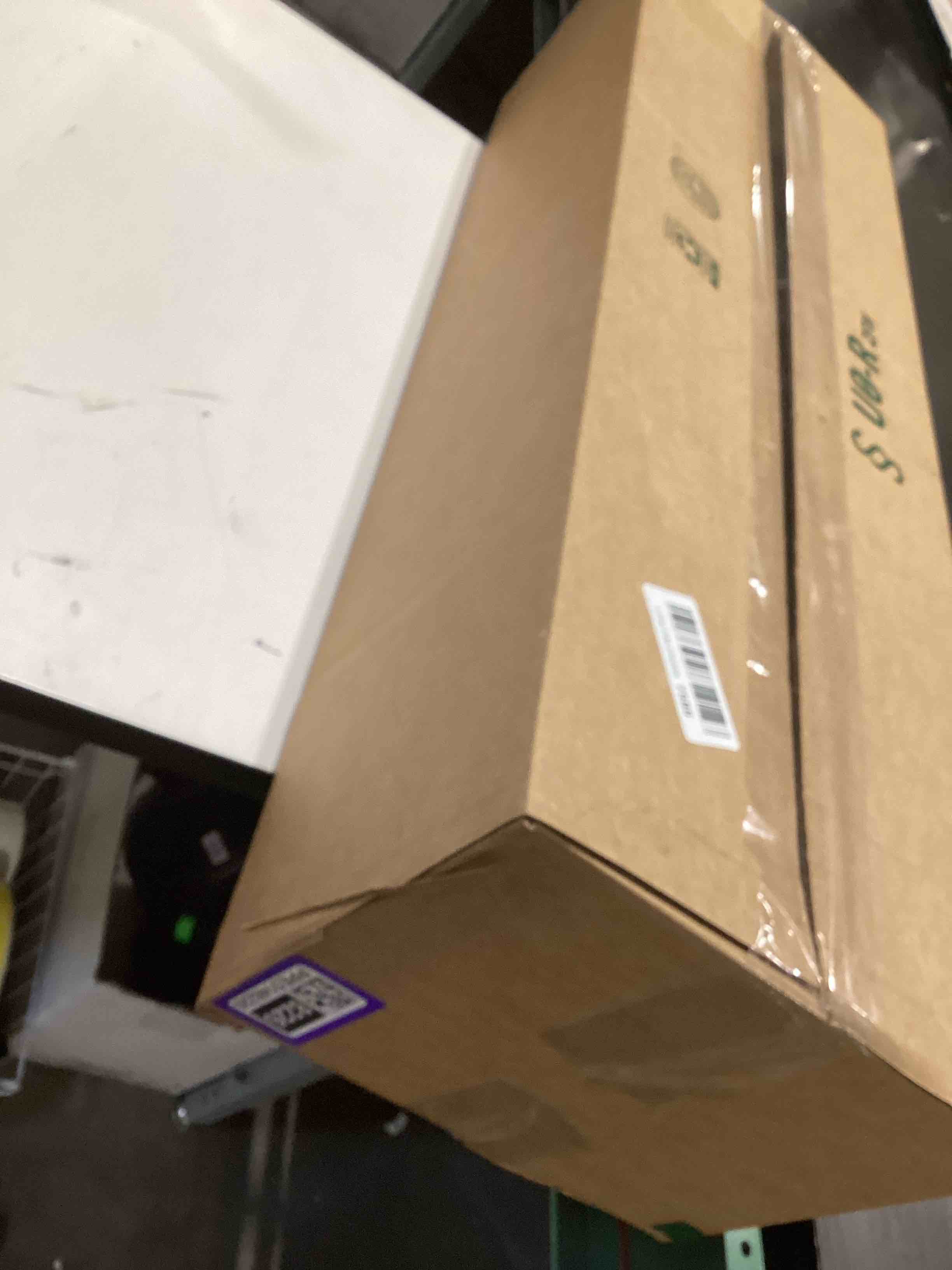 https://s3.amazonaws.com/lotting-images-prod/bidfta/PPE5148226_1777570621910.jpeg