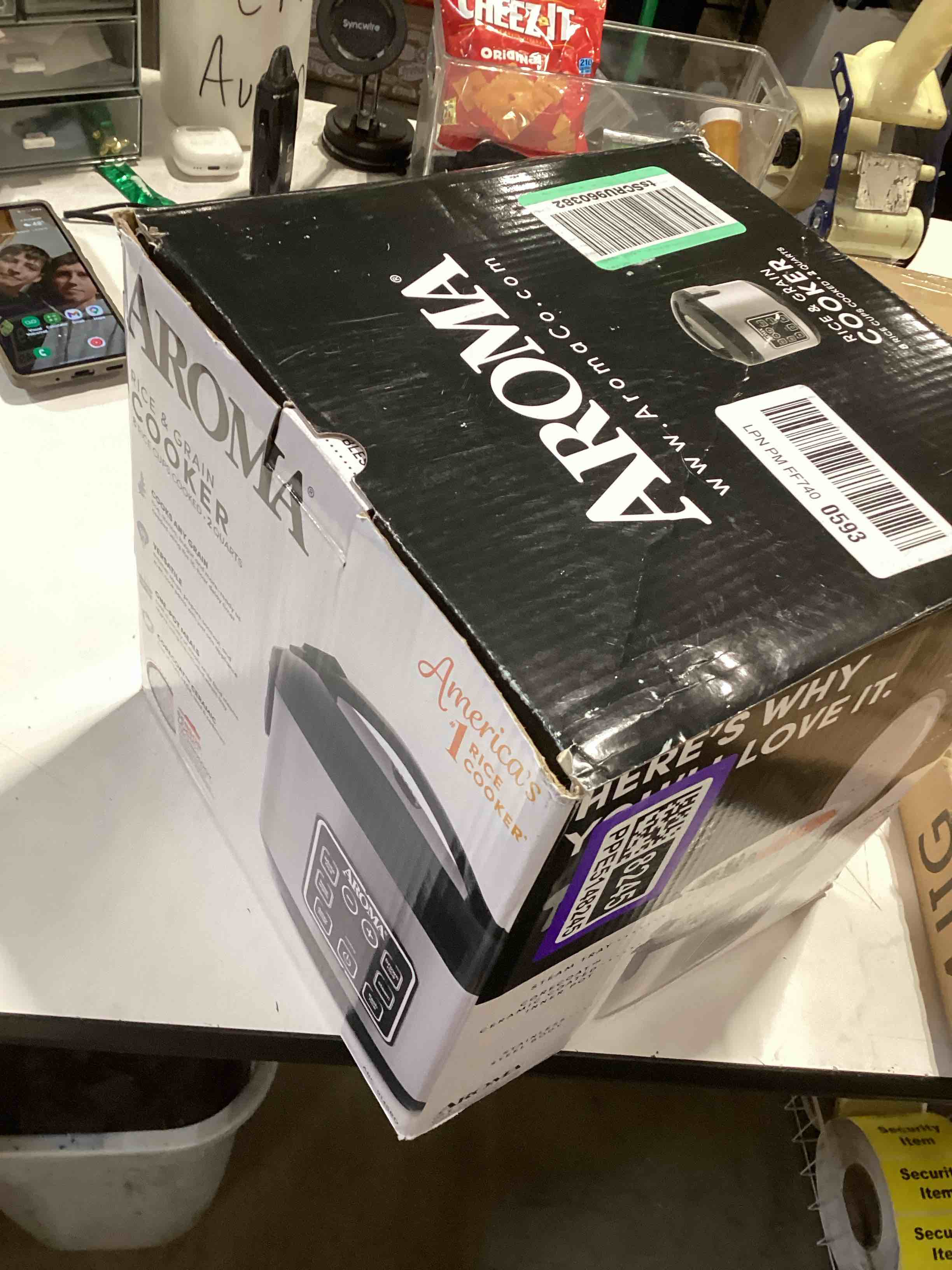 Condition photo showing As Is for aroma digital rice cooker, 4-cup (uncooked) / 8-cup (cooked), steamer, grain cooker, multicooker, 2 qt, stainless steel exterior, arc-914sbd 4 cup uncooked / 8 cup cooked