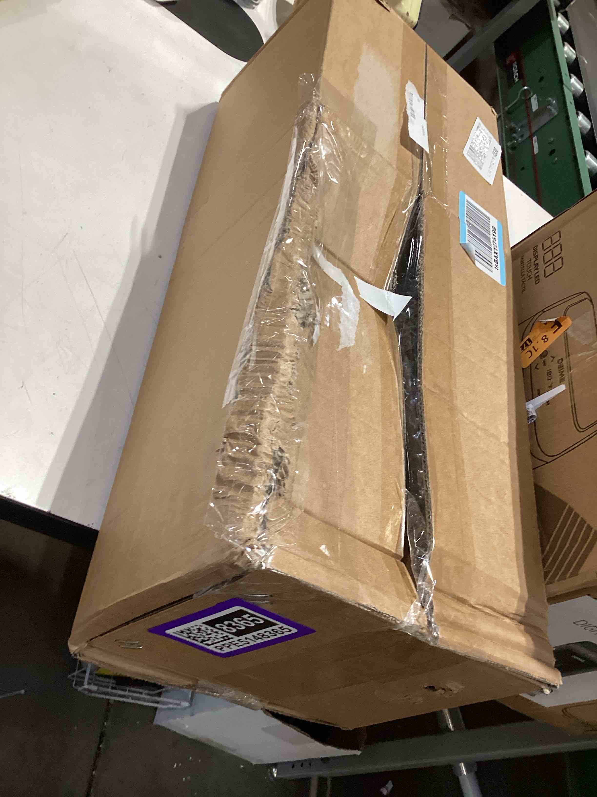 https://s3.amazonaws.com/lotting-images-prod/bidfta/PPE5148365_1777660939697.jpeg