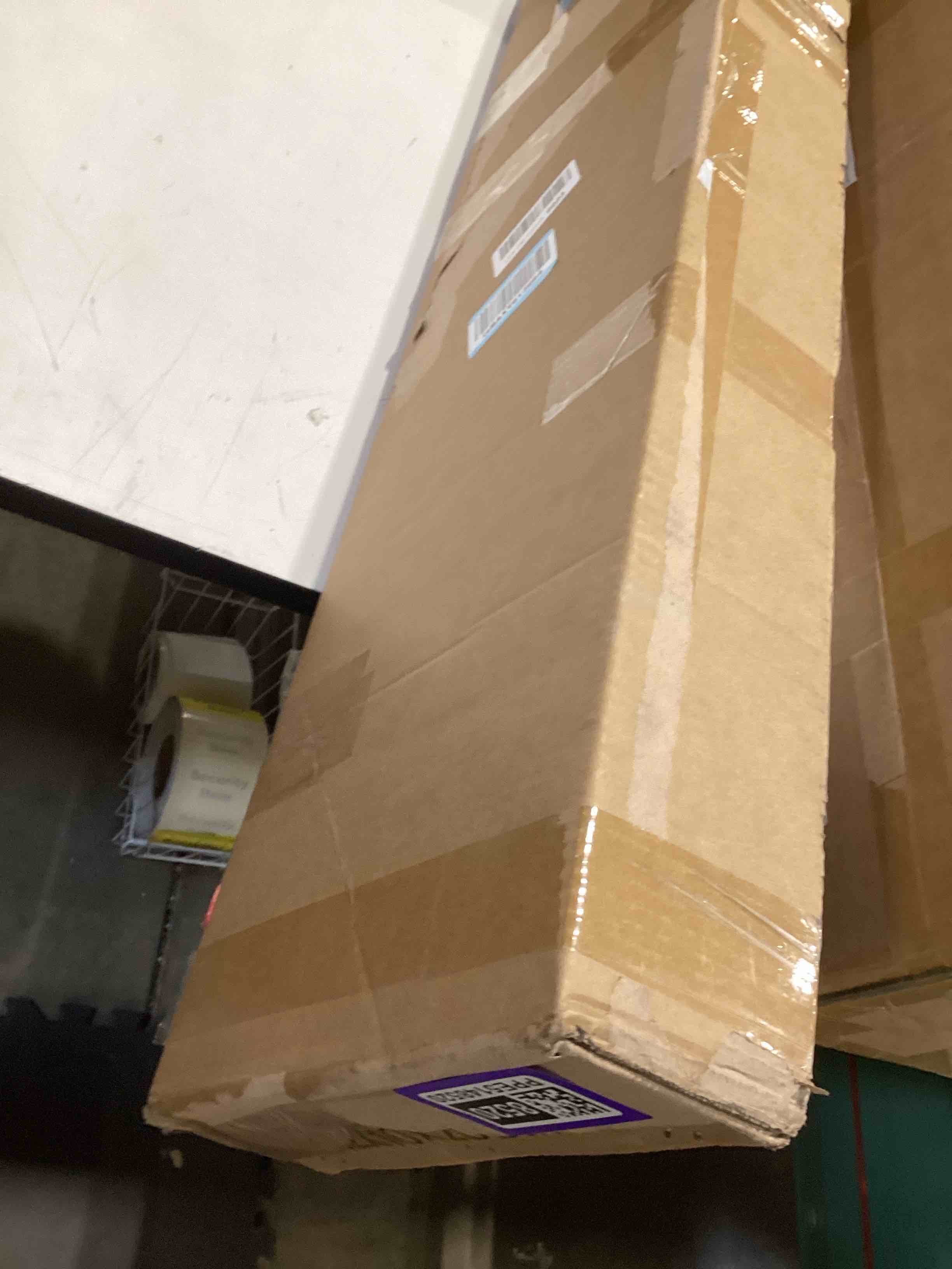 https://s3.amazonaws.com/lotting-images-prod/bidfta/PPE5148520_1777901513101.jpeg
