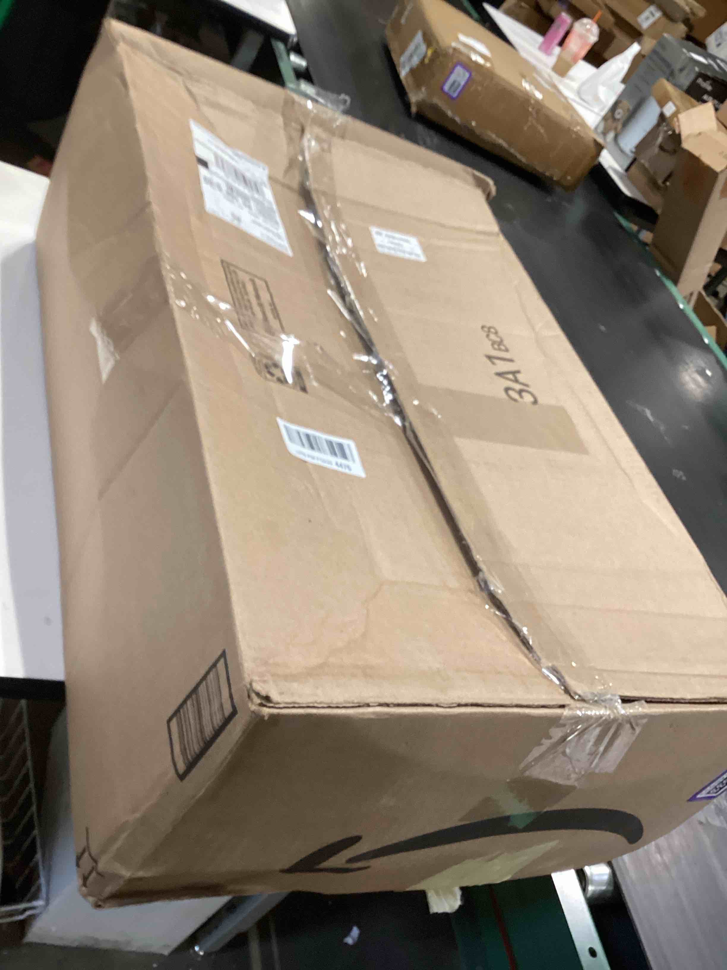 https://s3.amazonaws.com/lotting-images-prod/bidfta/PPE5148533_1777902113591.jpeg