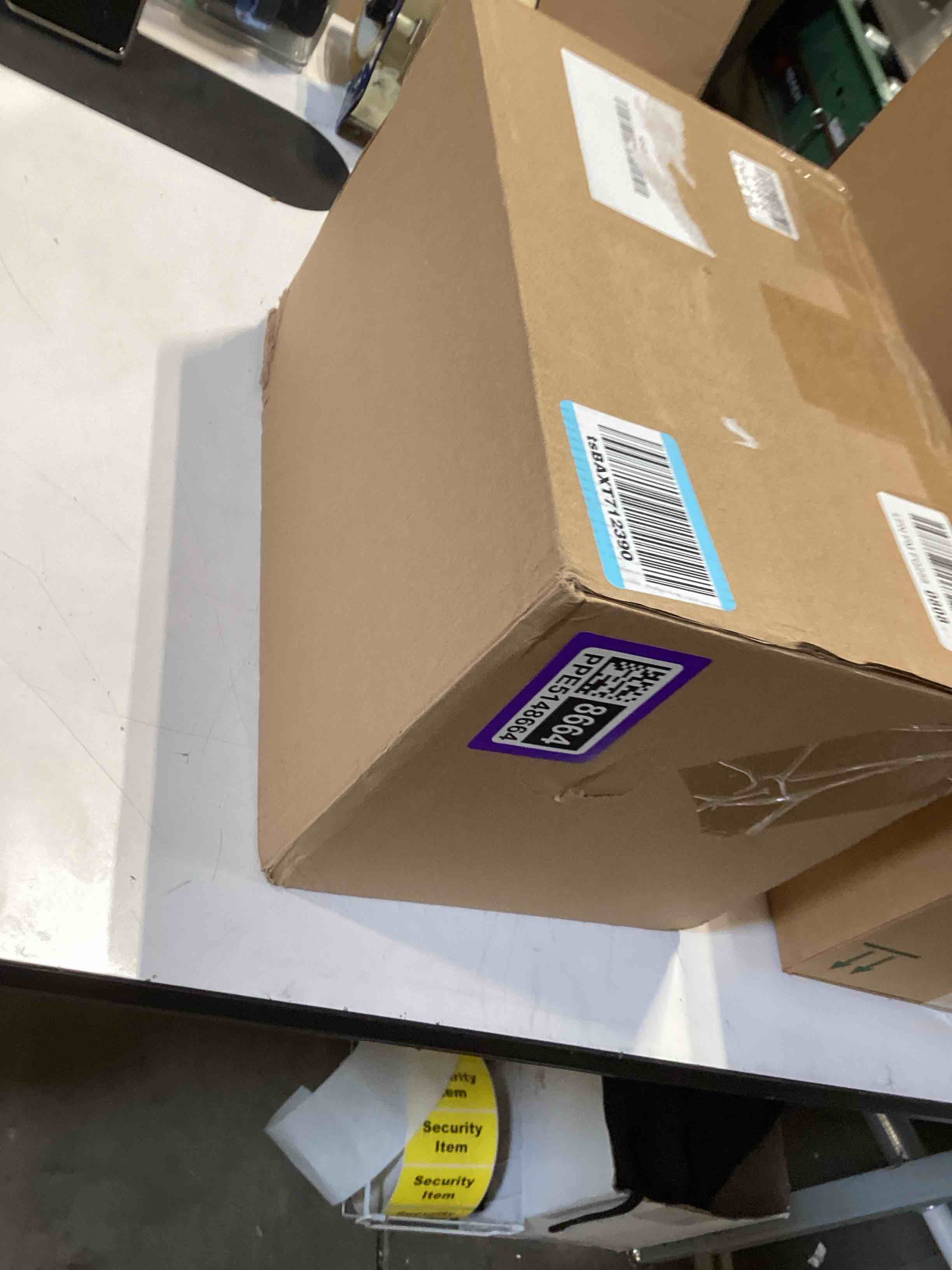 https://s3.amazonaws.com/lotting-images-prod/bidfta/PPE5148664_1777914327687.jpeg