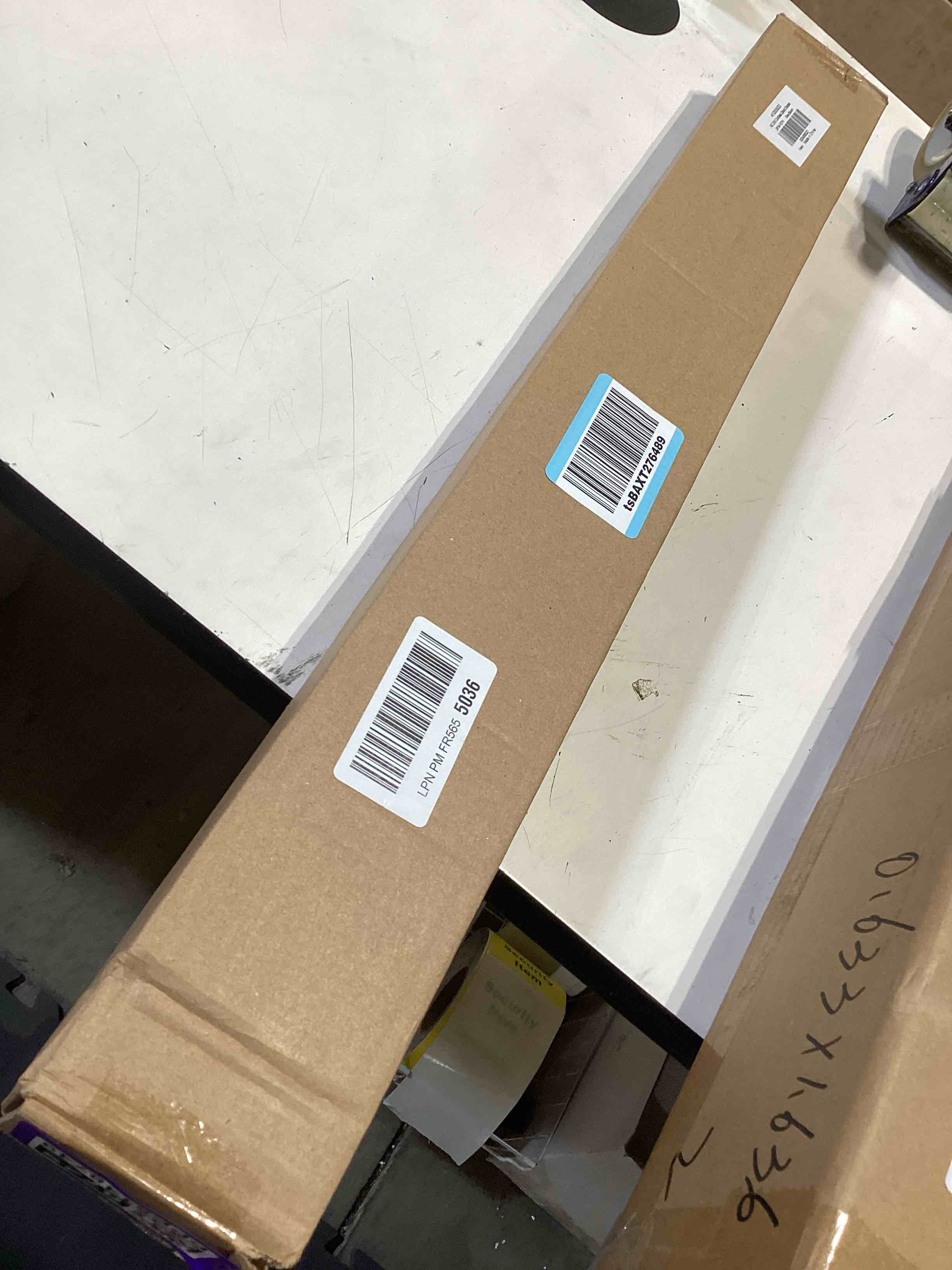 https://s3.amazonaws.com/lotting-images-prod/bidfta/PPE5148749_1777921957500.jpeg