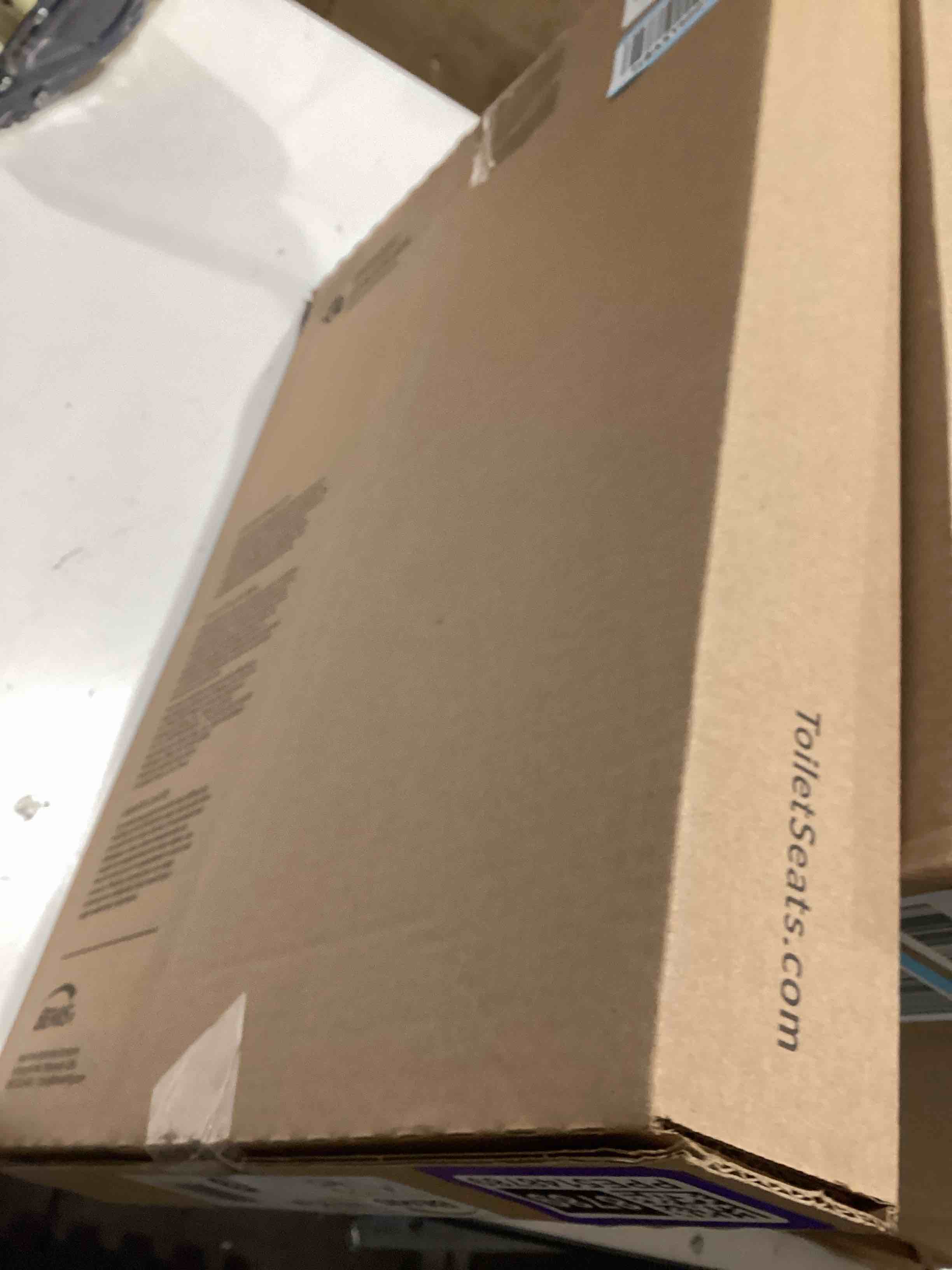 Condition photo showing Good Condition for bemis 7300slec slow close toilet seat, easy clean hinges and durable plastic seat, made in usa, elongated, bone