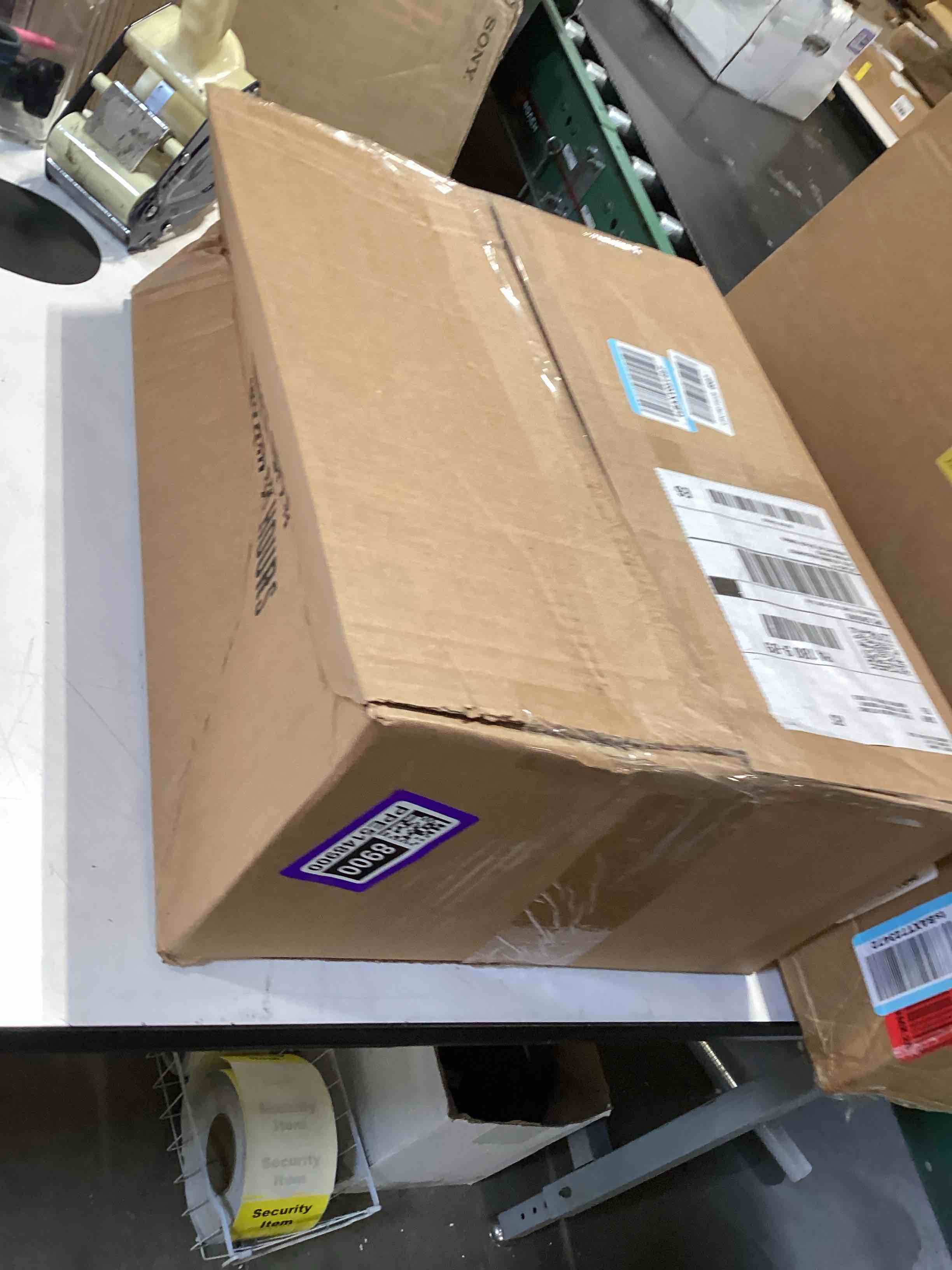 https://s3.amazonaws.com/lotting-images-prod/bidfta/PPE5148900_1777992873221.jpeg