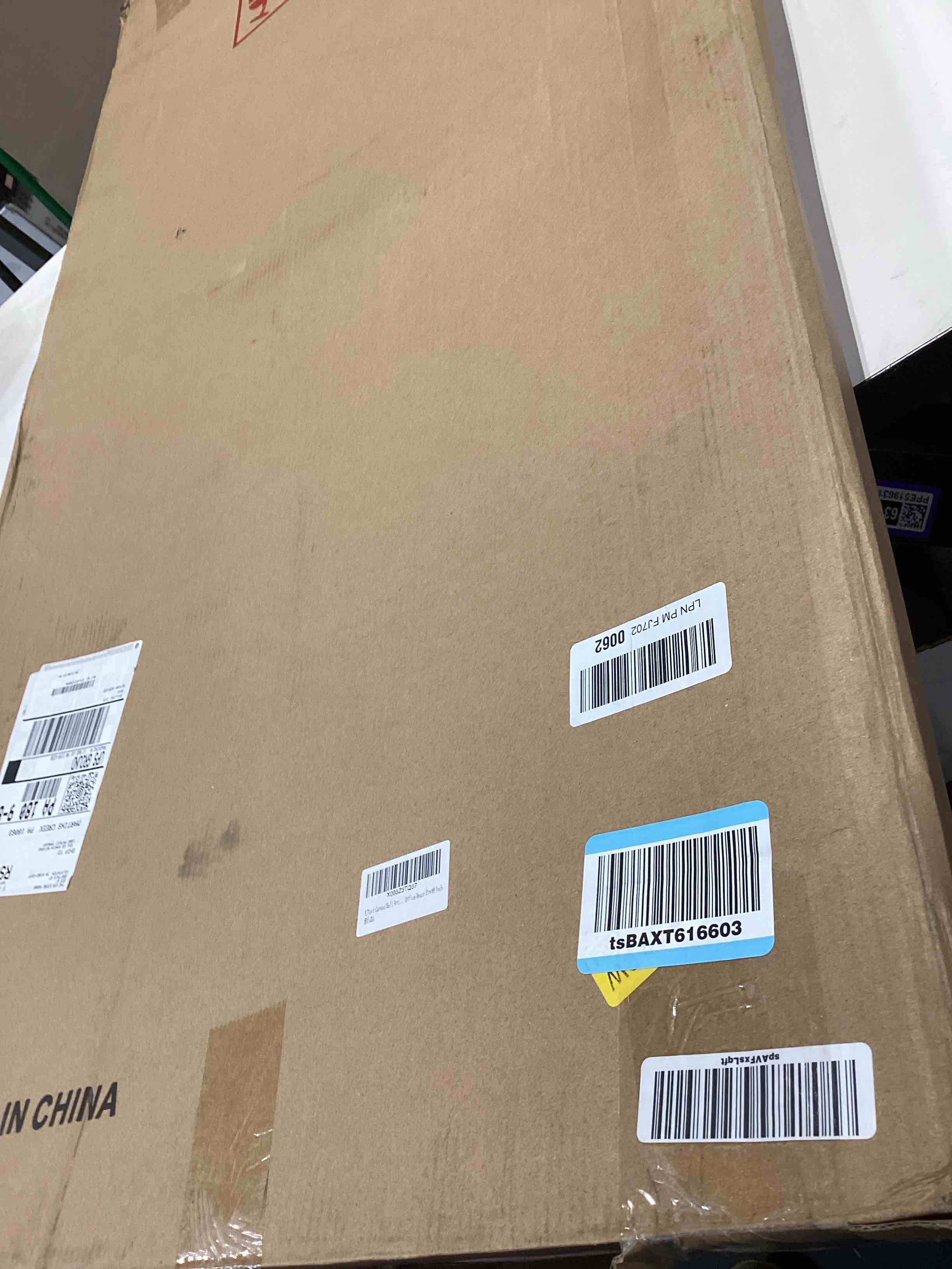 https://s3.amazonaws.com/lotting-images-prod/bidfta/PPE5158057_1780498173962.jpeg