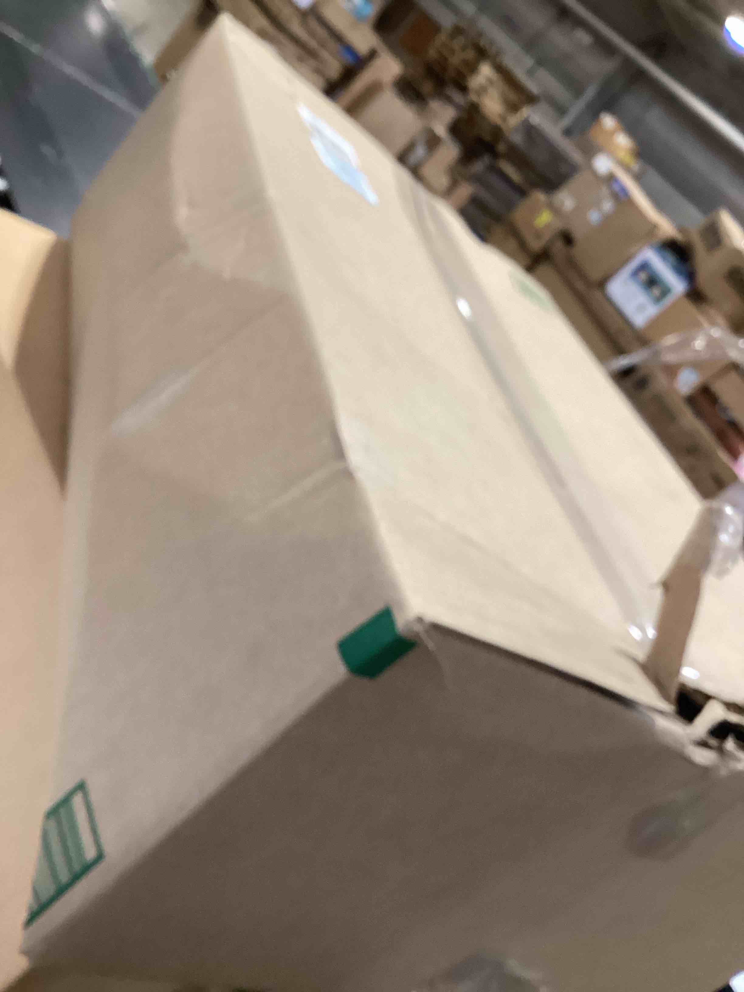 https://s3.amazonaws.com/lotting-images-prod/bidfta/PPE5158123_1780502468025.jpeg