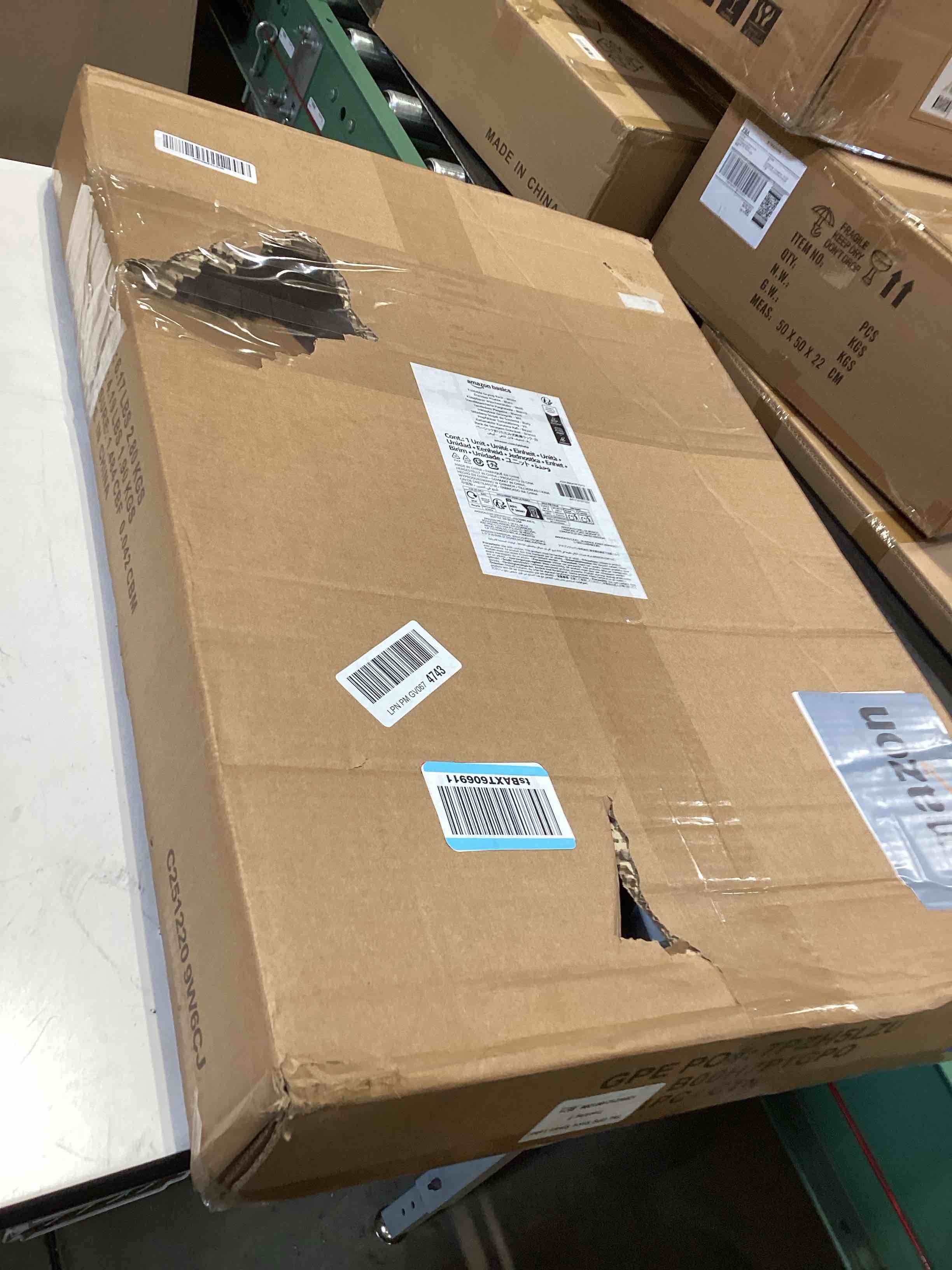 https://s3.amazonaws.com/lotting-images-prod/bidfta/PPE5158212_1780510028418.jpeg