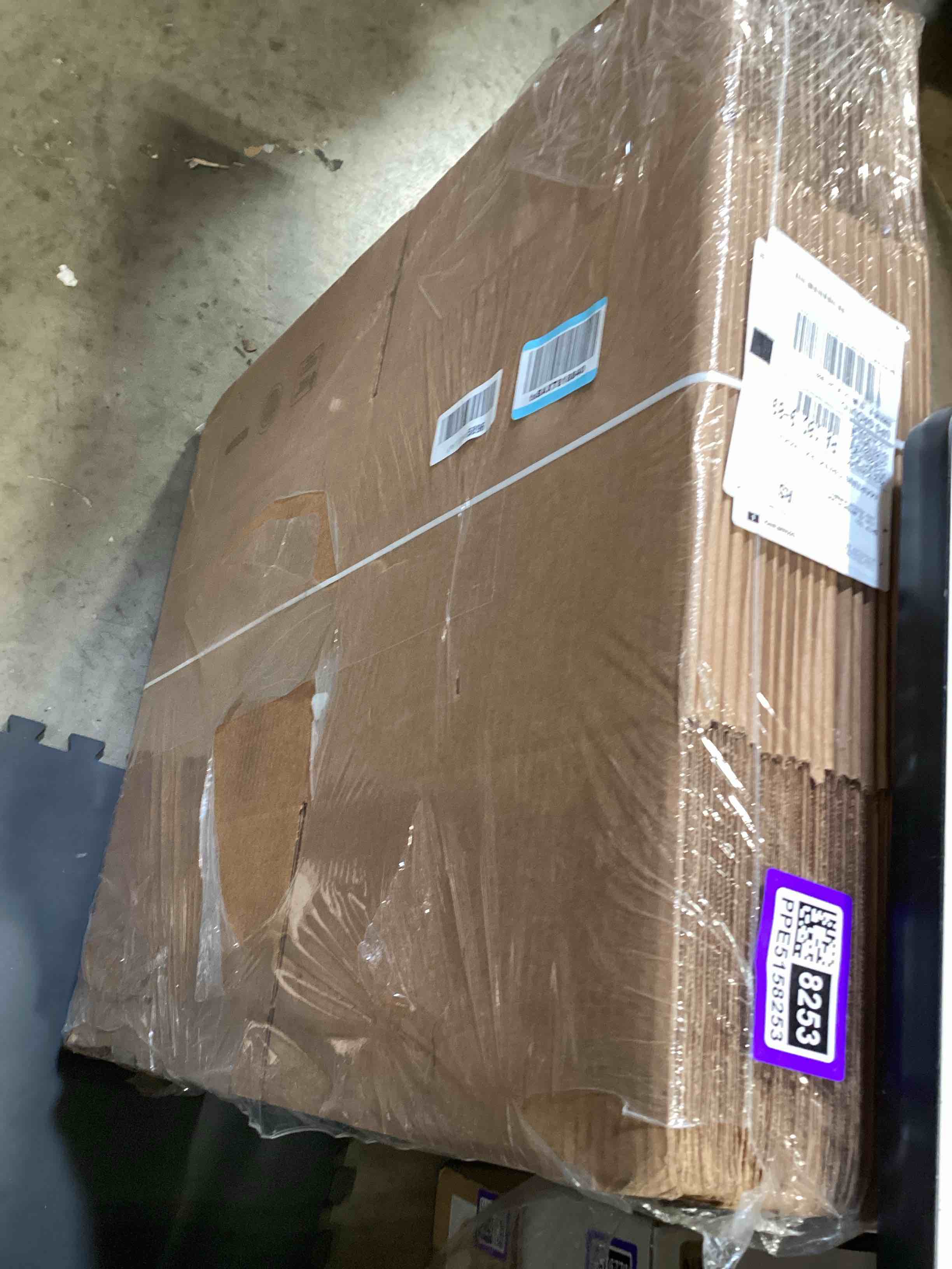Condition photo showing Good Condition for amazon basics cardboard moving boxes for packing and shipping, medium size, 18" x 14" x 12", brown, 20-pack medium, 20-pack
