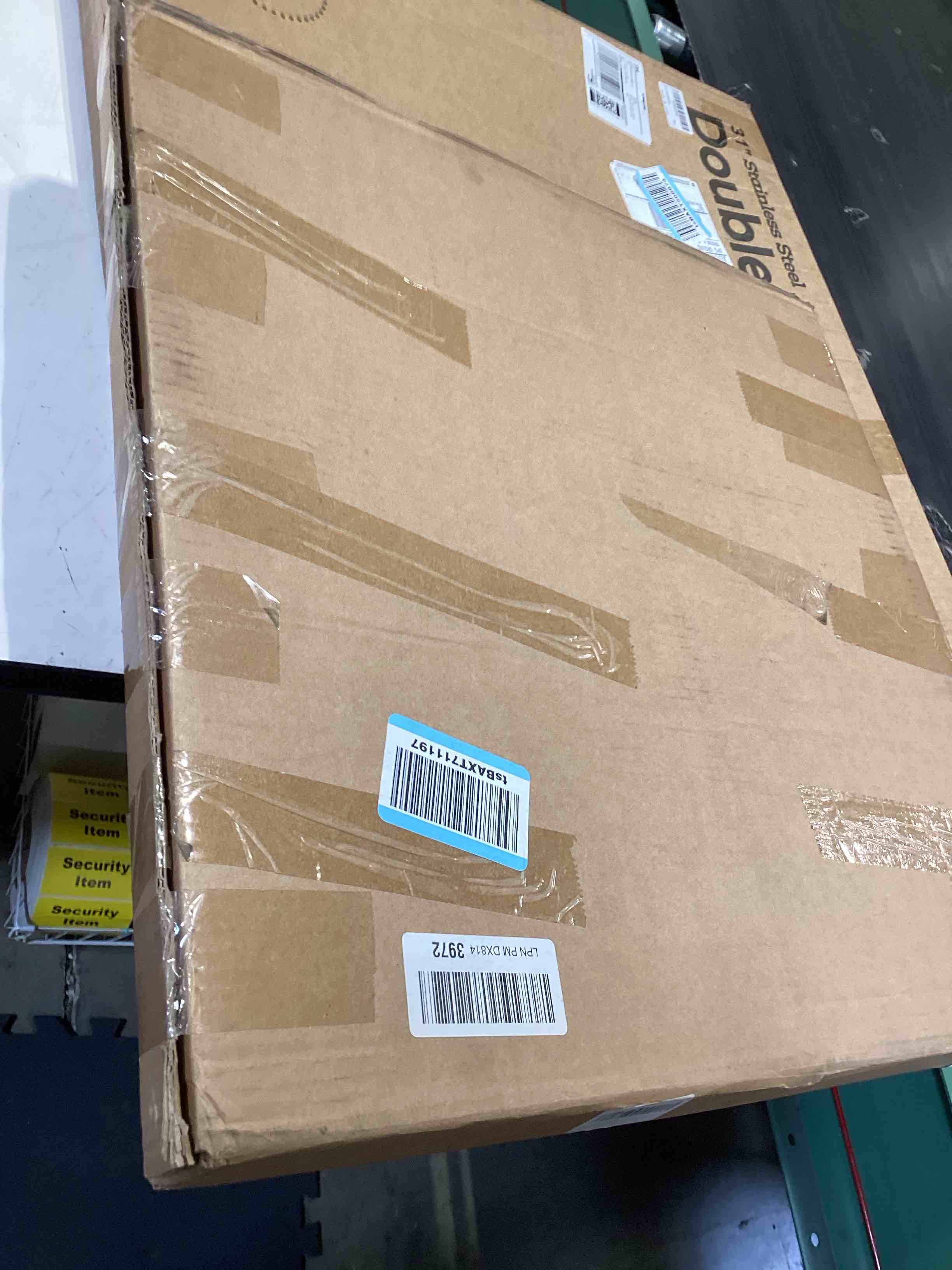 https://s3.amazonaws.com/lotting-images-prod/bidfta/PPE5158255_1780514648625.jpeg