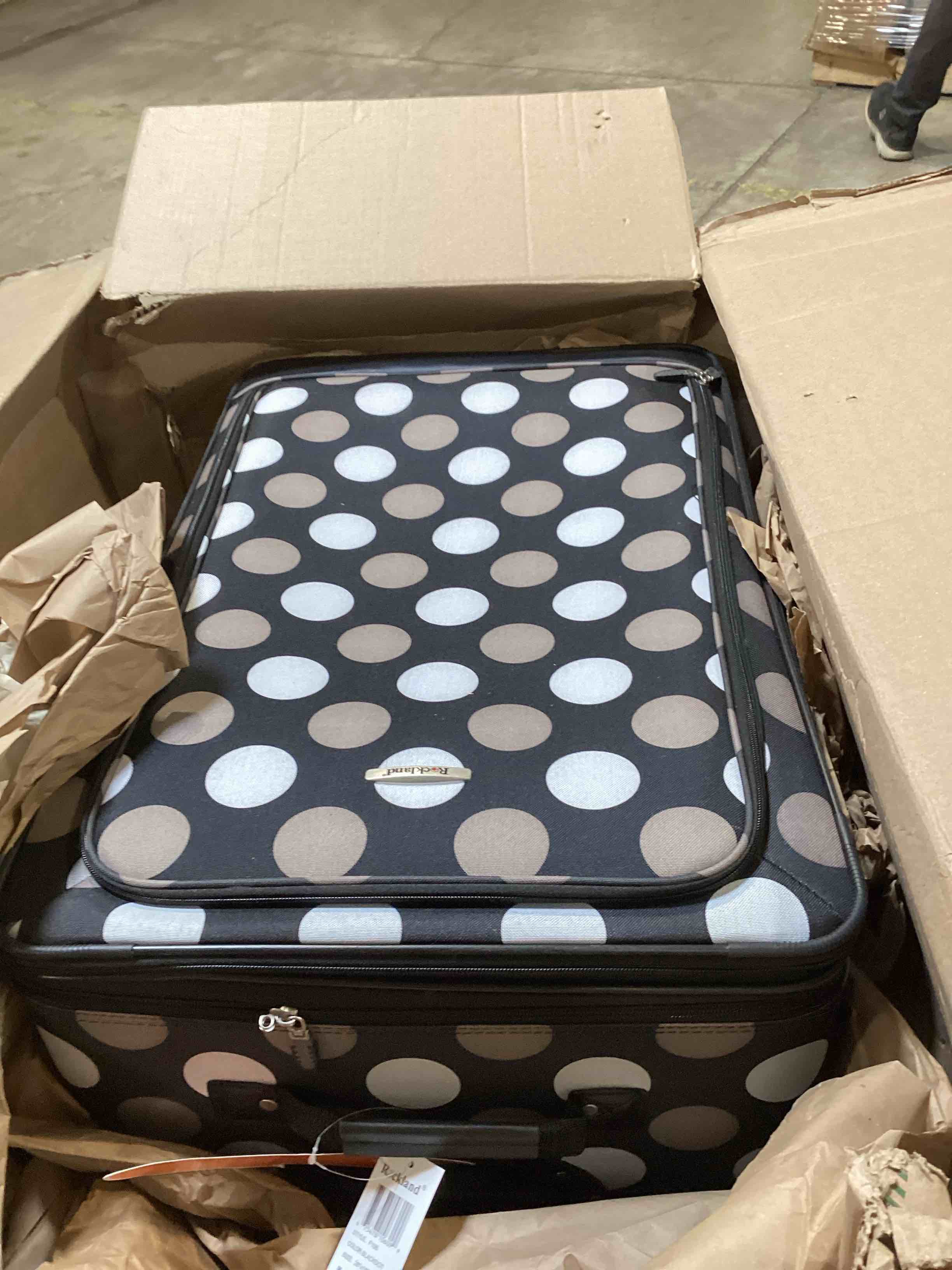 Condition photo showing As Is for similar to…rockland vara softside 3-piece upright luggage set,expandable, pink giraffe, (20/22/28)