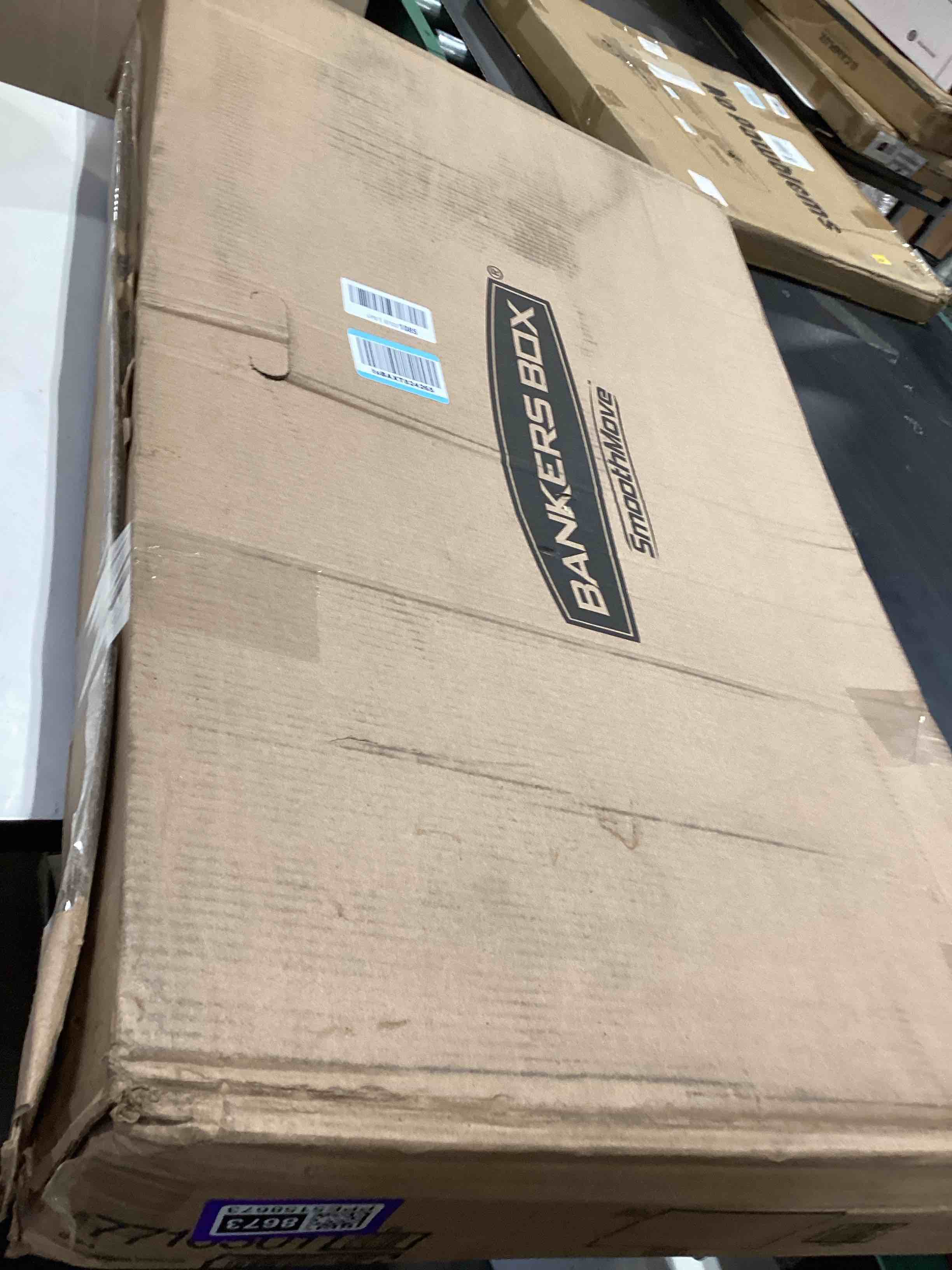 Condition photo showing Good Condition for bankers box tall wardrobe box 3 pack, tape-free design, 24" x 24"x 40"(7710501)