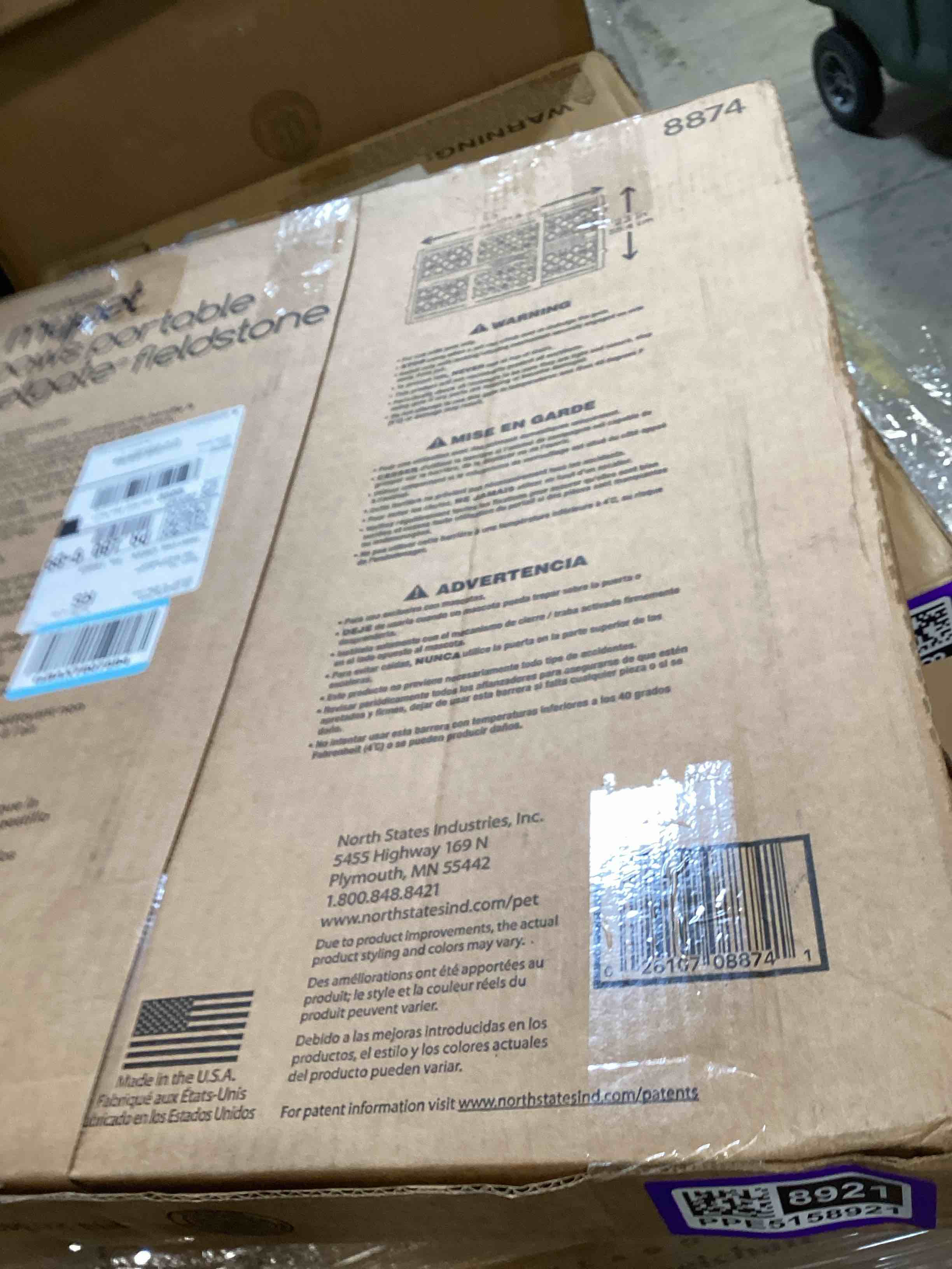 Condition photo showing Good Condition for mypet north states paws portable pet gate: 26-40" wide. pressure mount. no tools needed. made in usa, 23" tall, expandable, durable dog gates for doorways, fieldstone gray