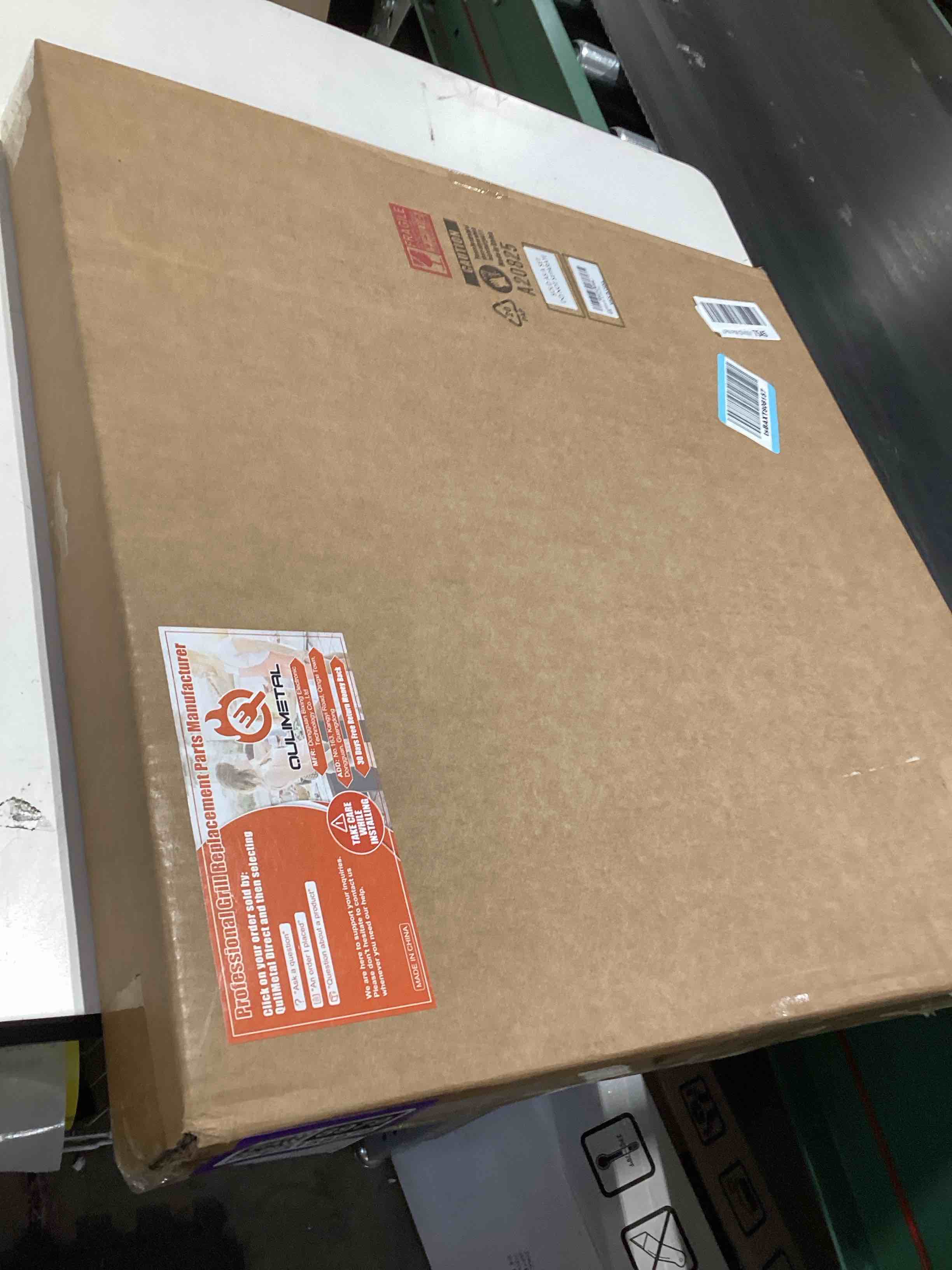 Condition photo showing Good Condition for qulimetal round grill grate 19.5" for akorn kamado ceramic grill, pit boss k24, louisiana grills k24, char-griller 16620, solid rod round coookin grate grill grid, heavy duty cast iron 19.52''