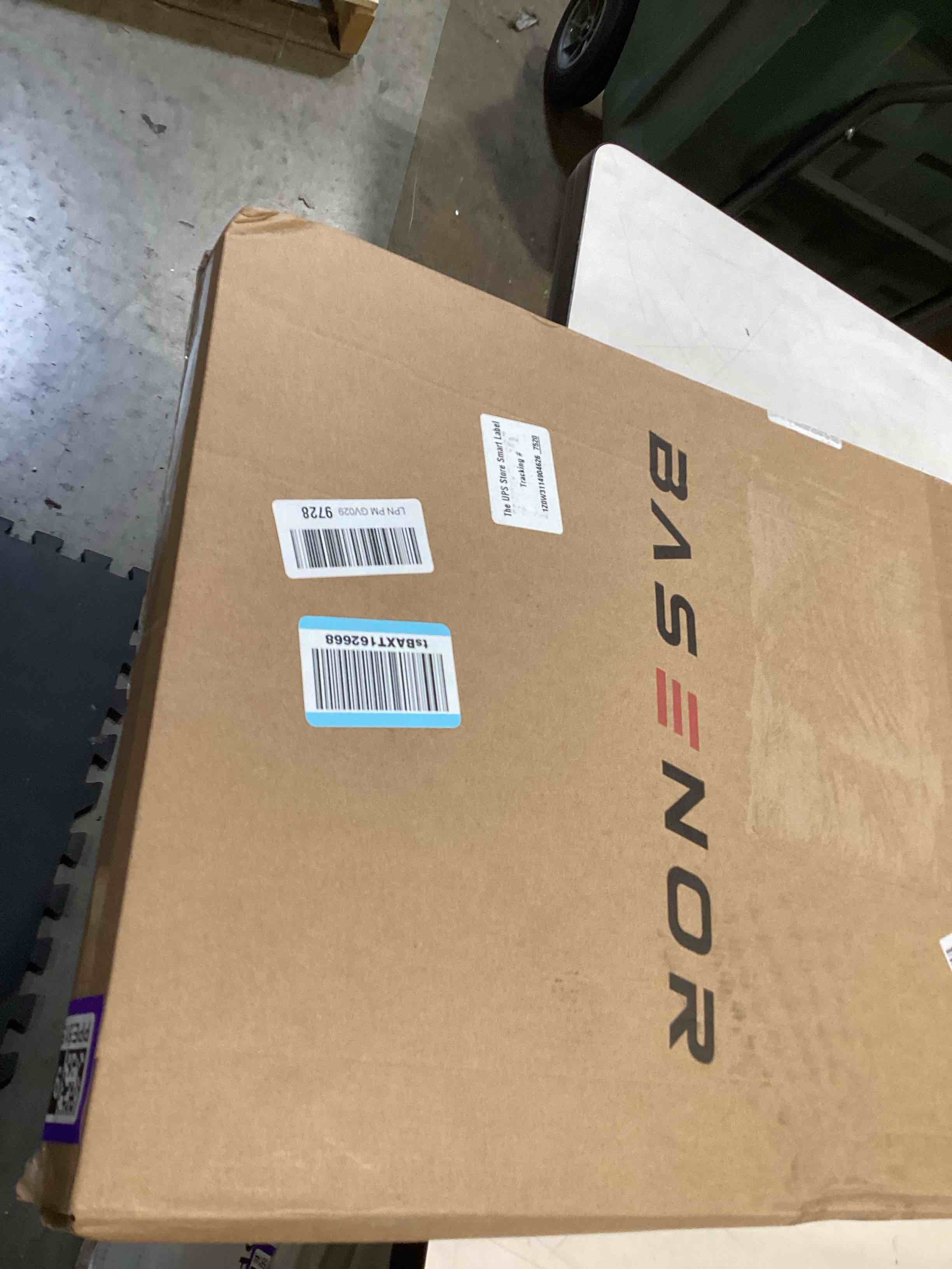 https://s3.amazonaws.com/lotting-images-prod/bidfta/PPE5159186_1781102834531.jpeg
