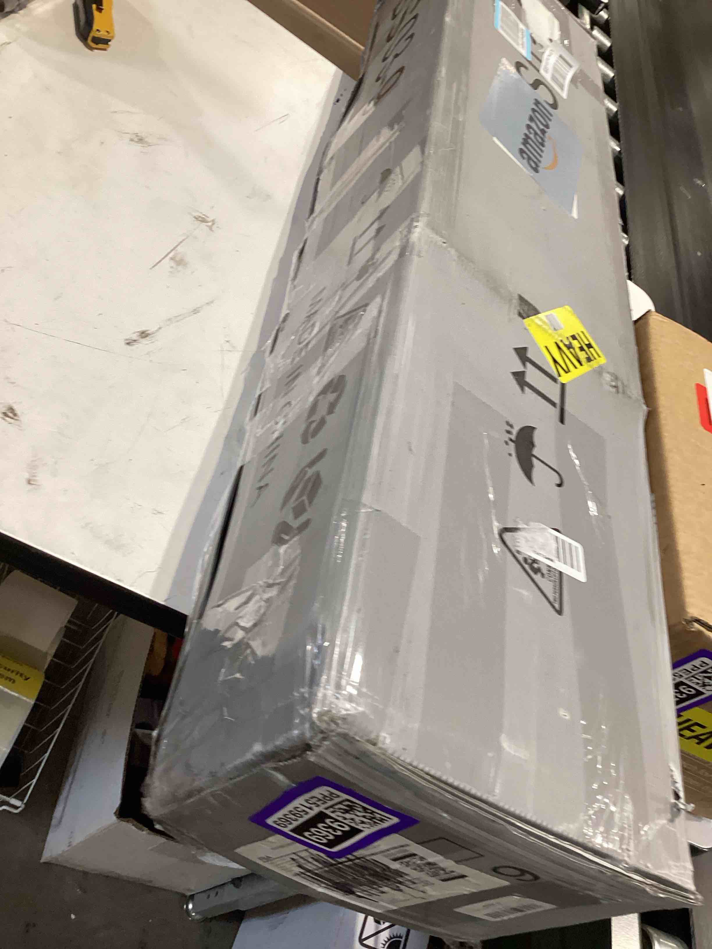 Condition photo showing Good Condition for full size box spring bed base 9 inch, 3000lbs heavy duty box spring full metal mattress foundation with fabric cover, tool-free easy assembly, noise free 9 inch high full