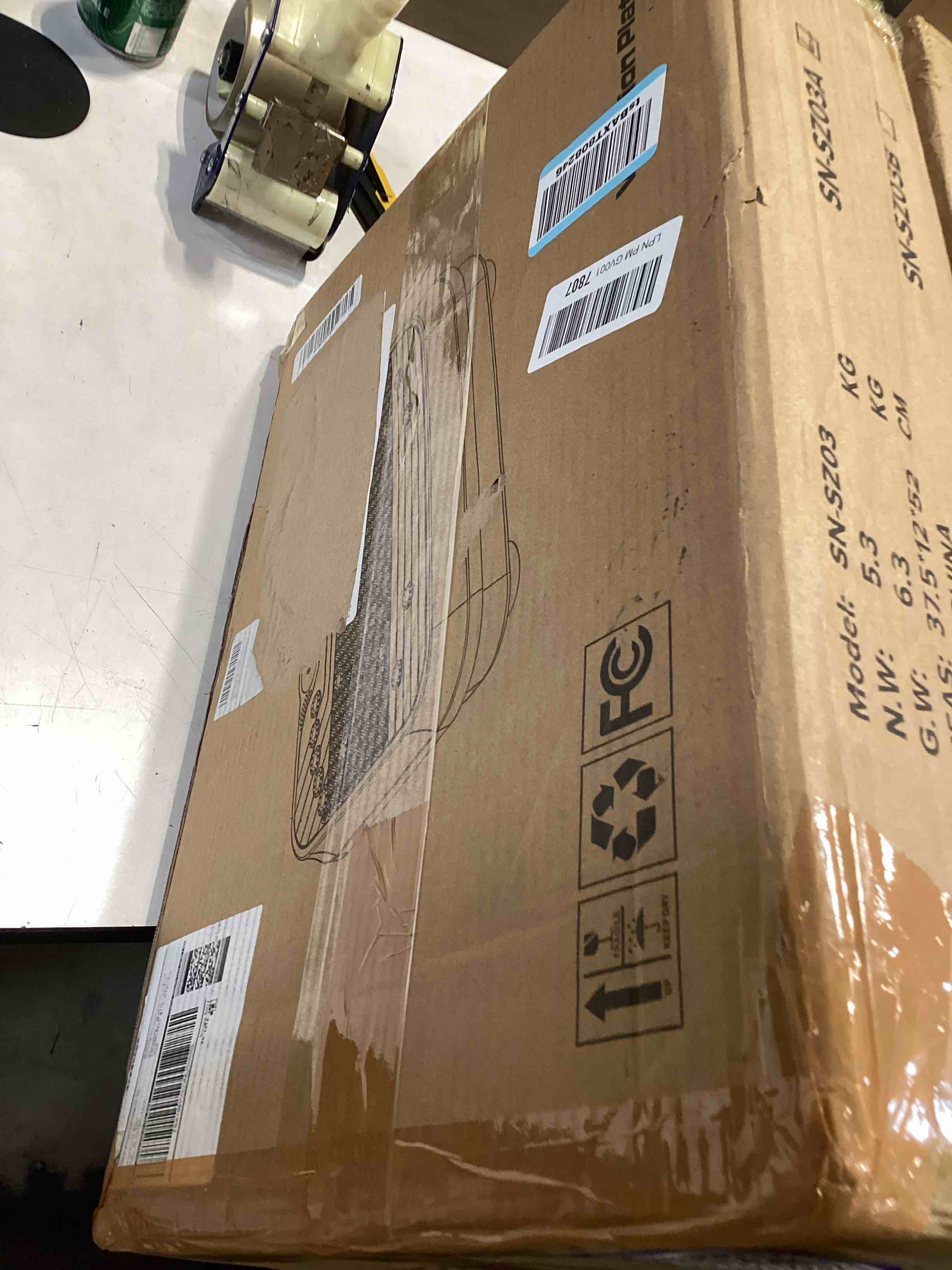 Condition photo showing Good Condition for vibration plate exercise machine, vibrating plate for lymphatic drainage, 400 lbs capacity 250 speed levels whole body fat burner weight loss shake board, vibrate platform machine